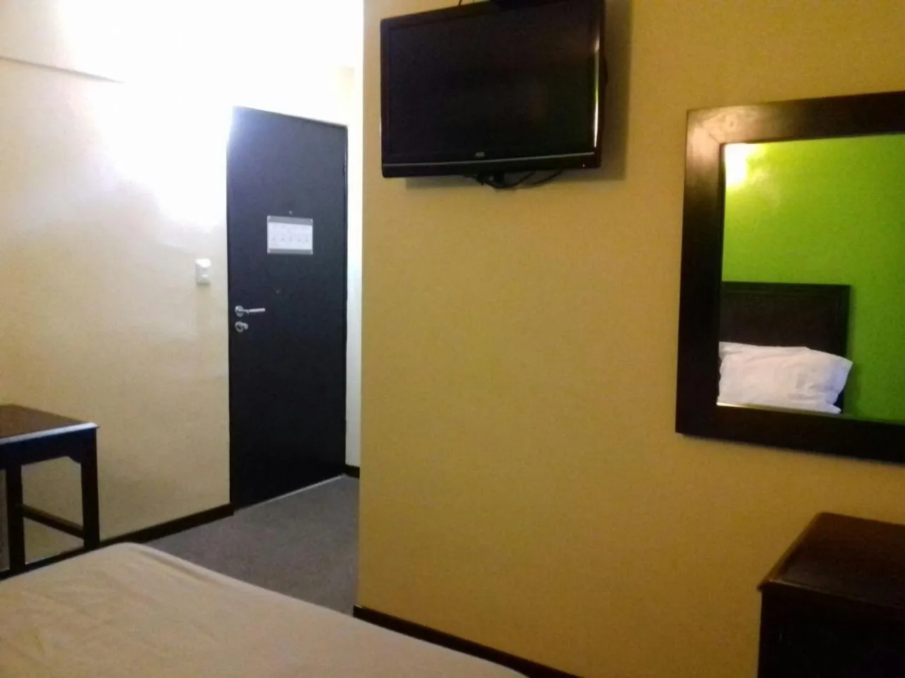 TV and multimedia, Bed in CHN Hotel Monterrey Santa Fe