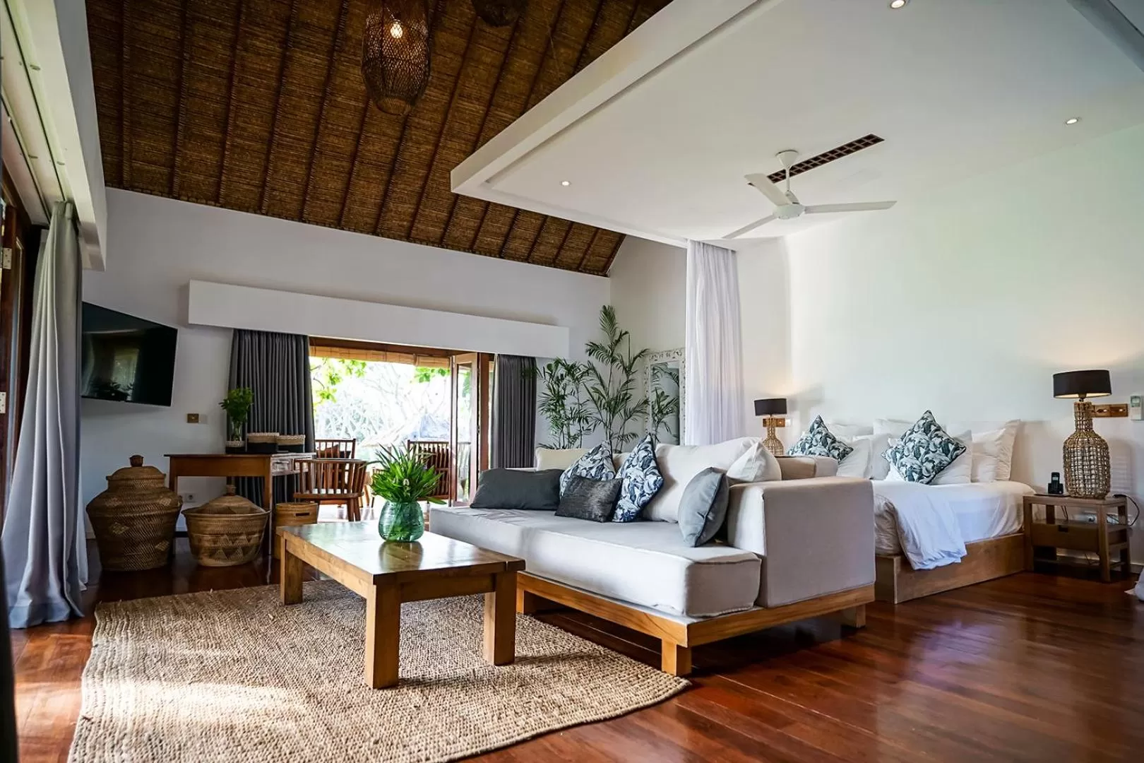 Bed in Pondok Santi Estate