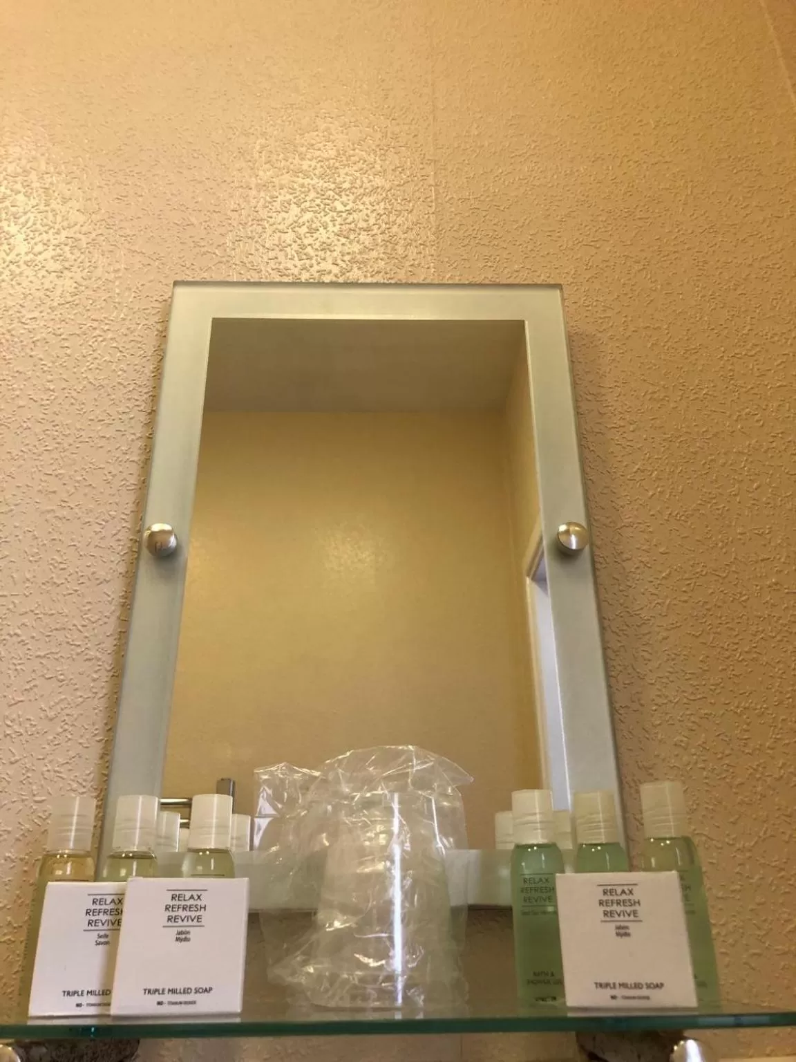 Bathroom in The Elgin Kintore Arms, Inverurie - Heritage Hotel Since 1855