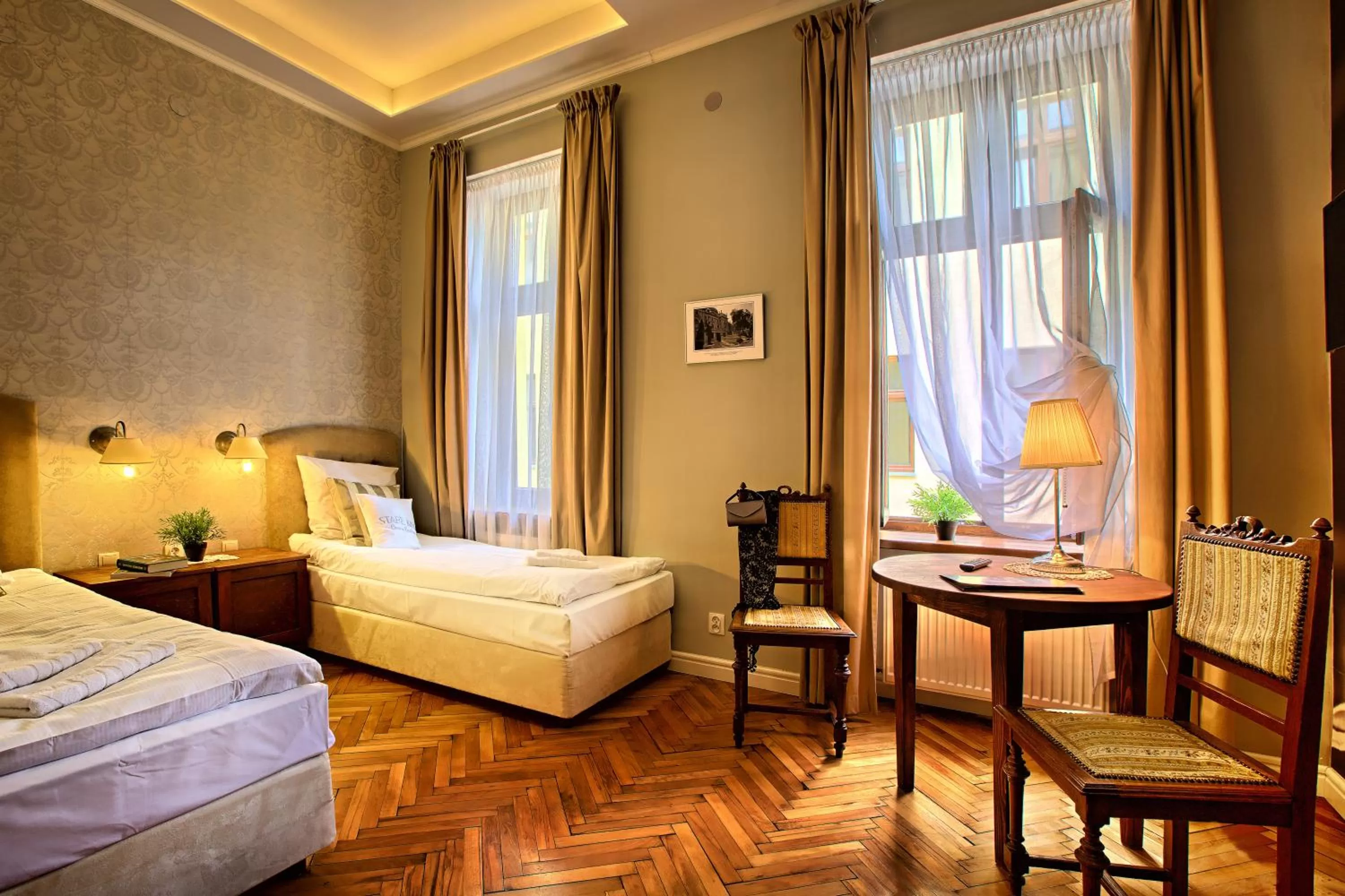 Dining area, Bed in Stare Kino Cinema Residence