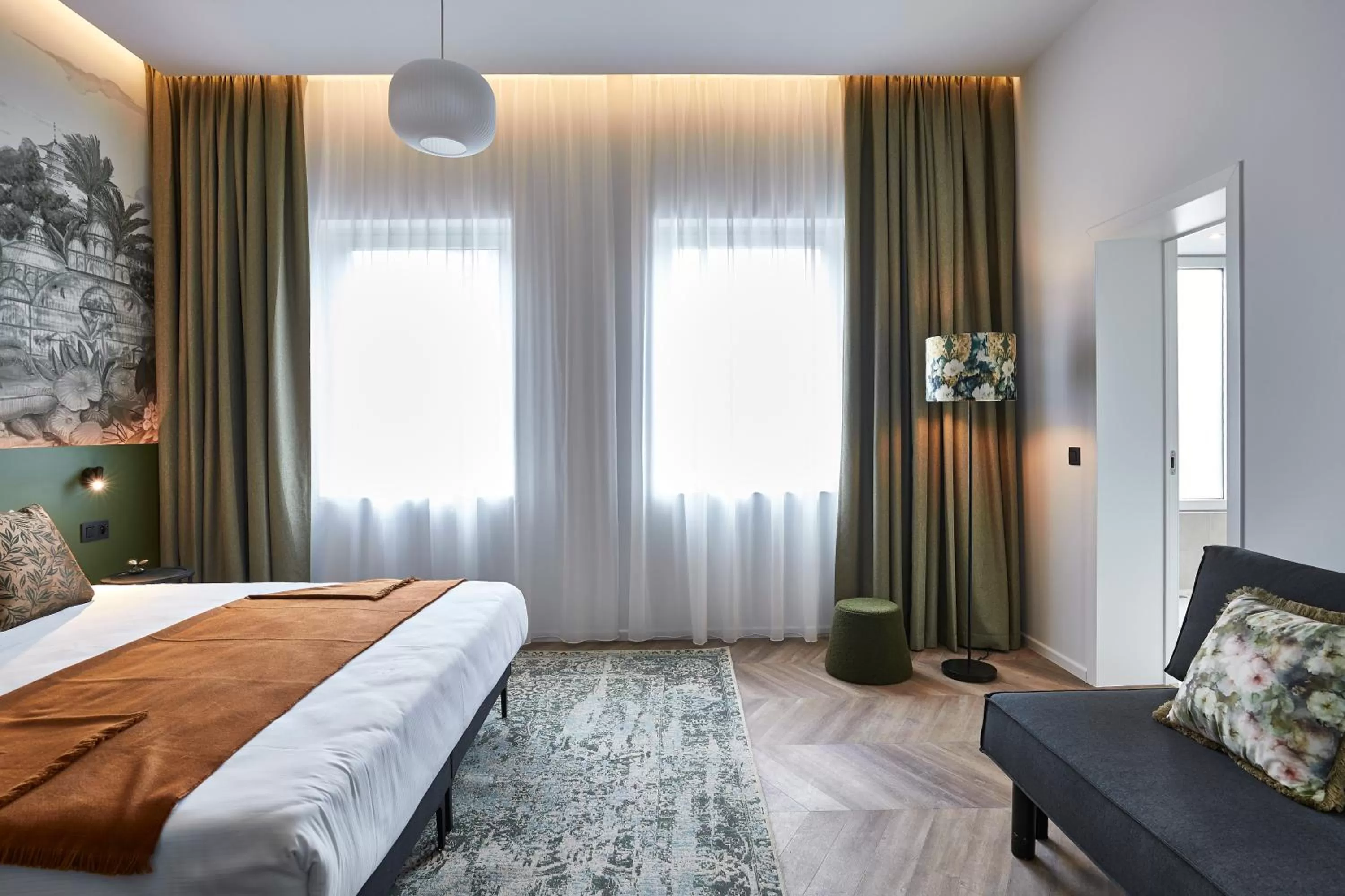 Bedroom, Bed in Urban Yard Hotel