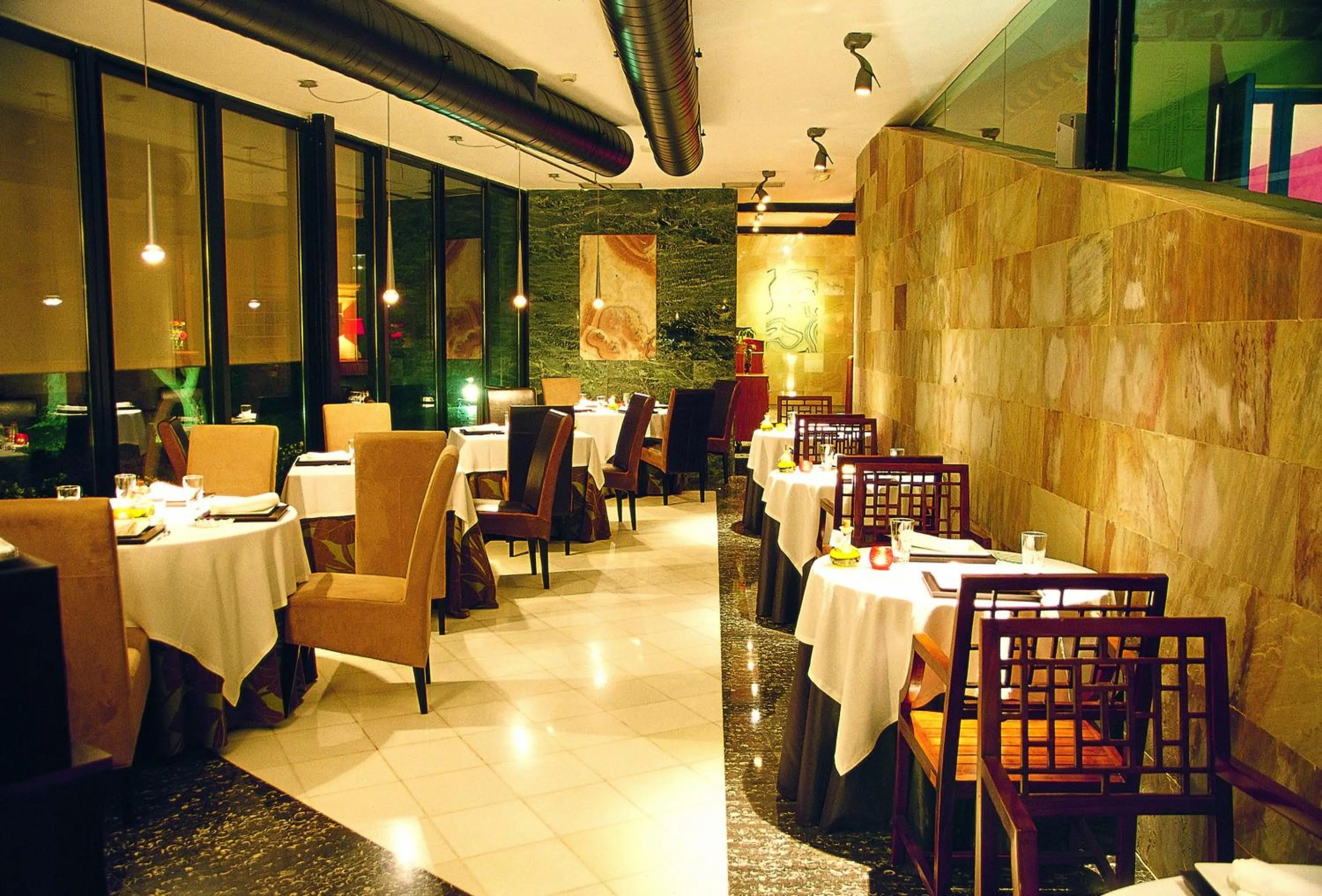Restaurant/places to eat in Hotel Boutique Mas Passamaner