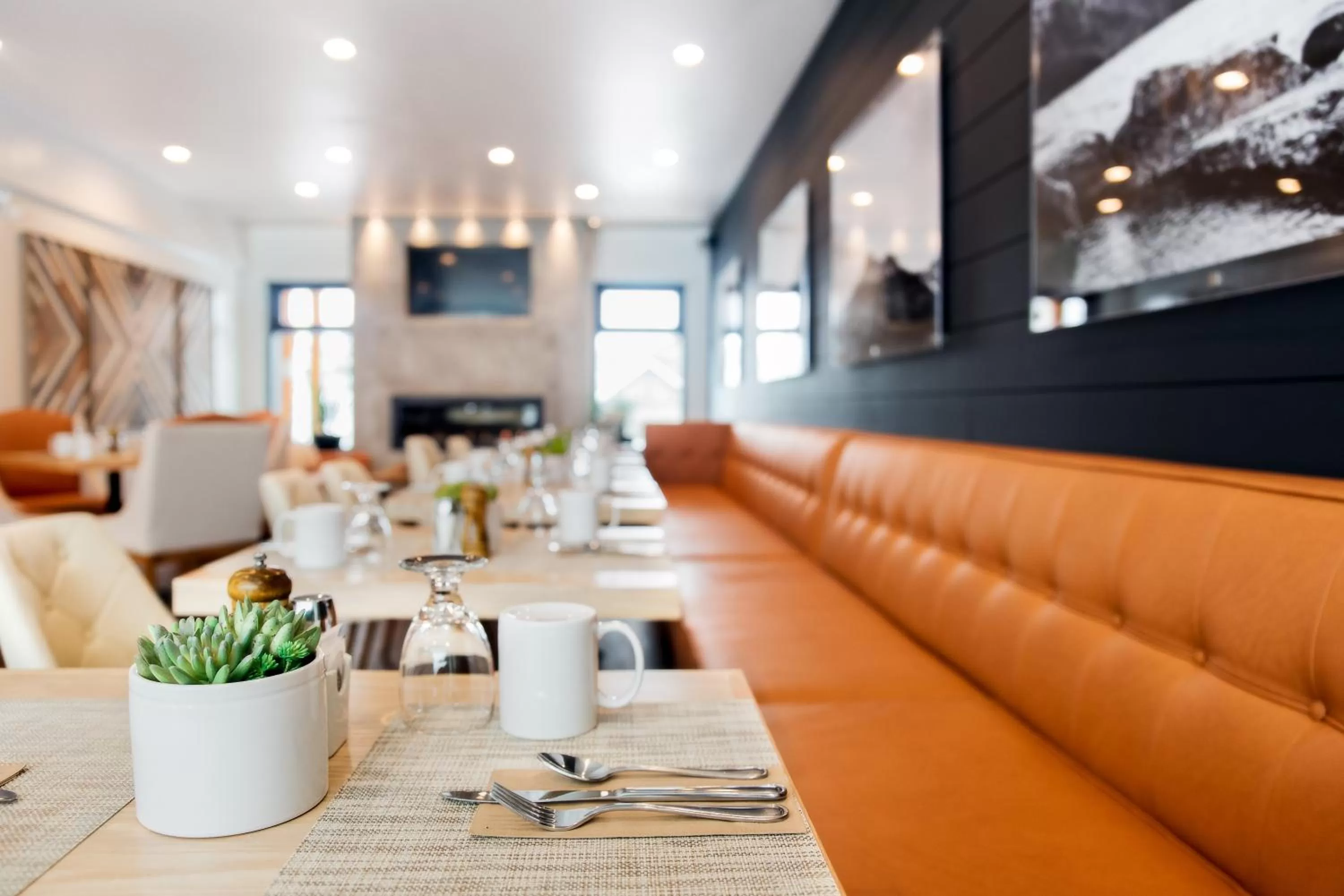 Restaurant/places to eat in Waterton Glacier Suites