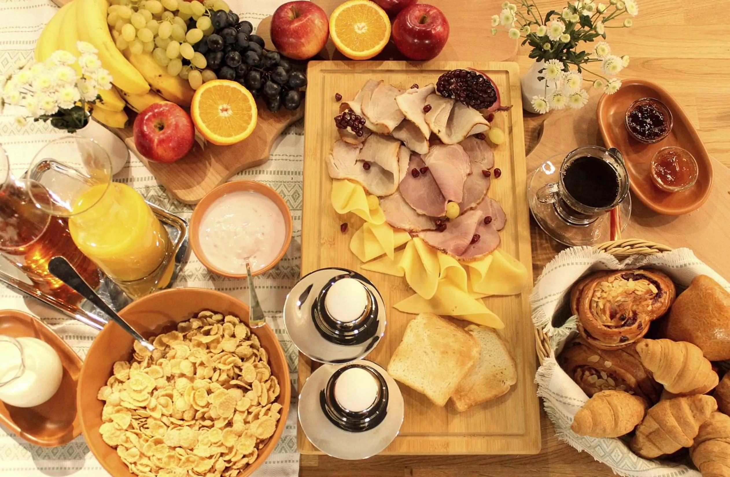 Breakfast in MaNNa Boutique Hotel