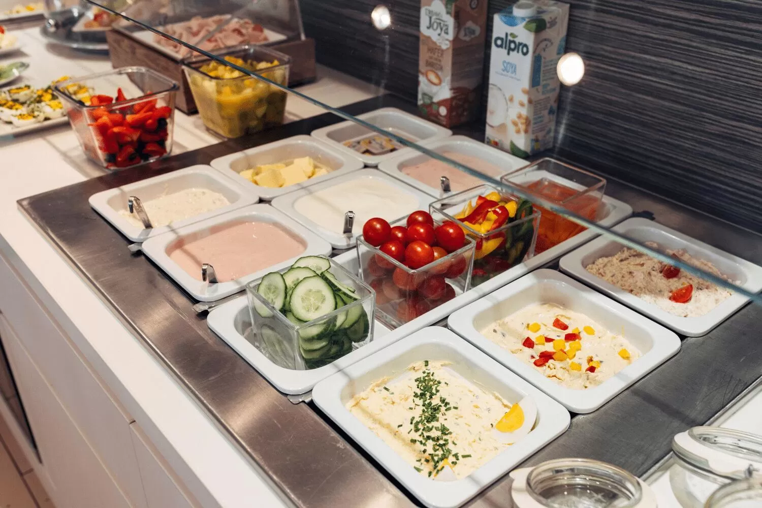 Food and drinks in harry's home Linz-Urfahr hotel & apartments