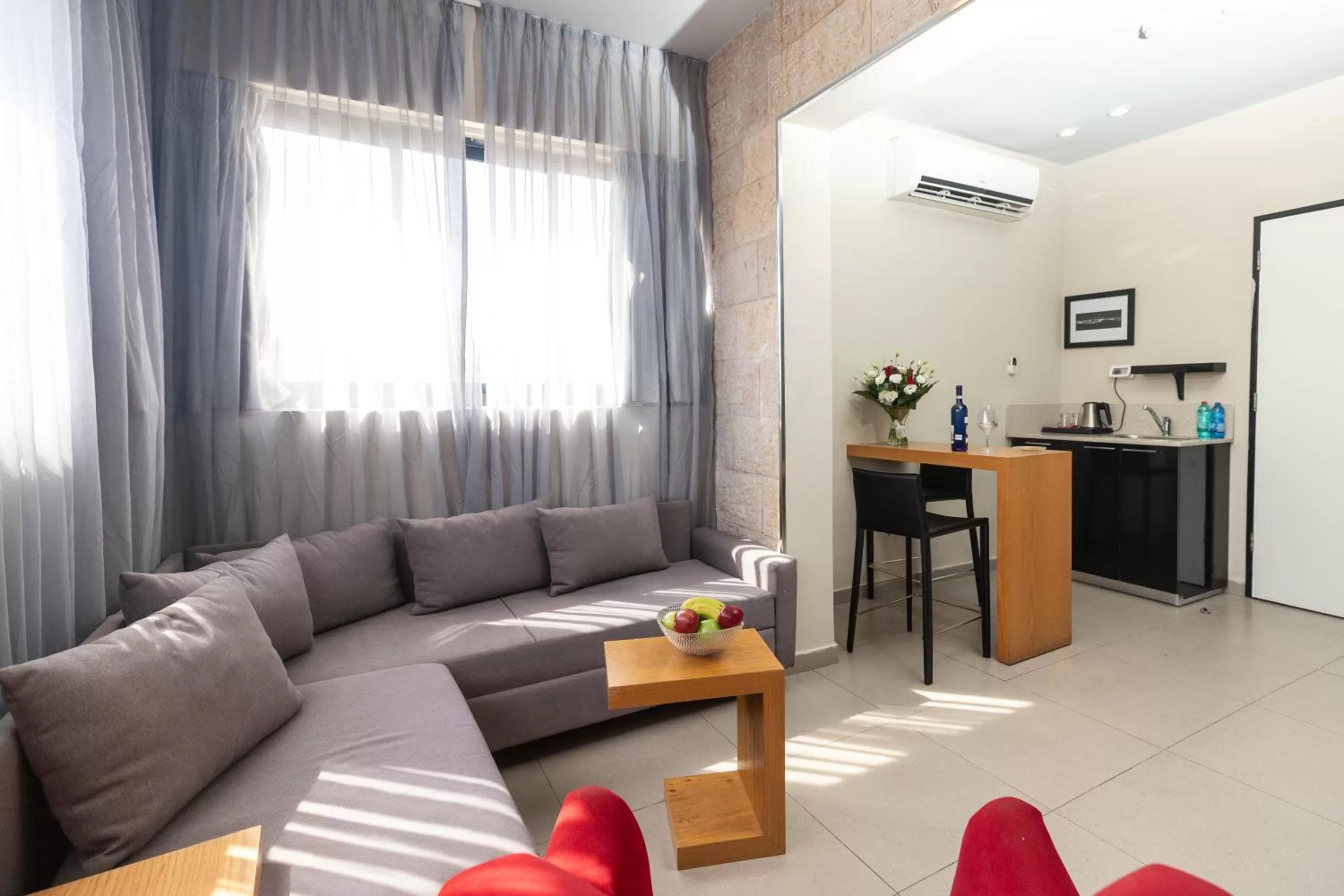 Kitchen or kitchenette in Hillel 11 Hotel