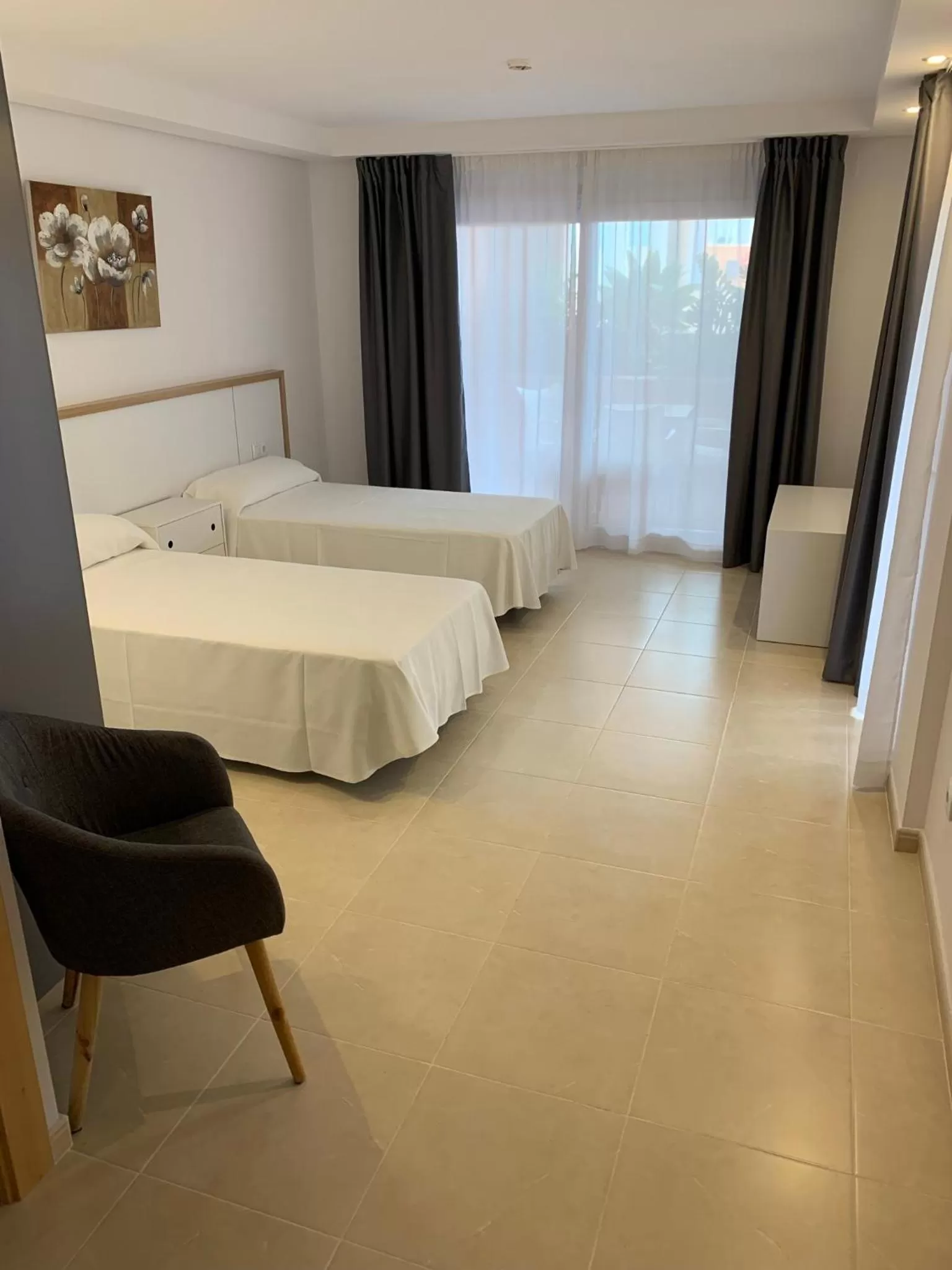 Bedroom, Bed in Apartamentos Flamingo Hills