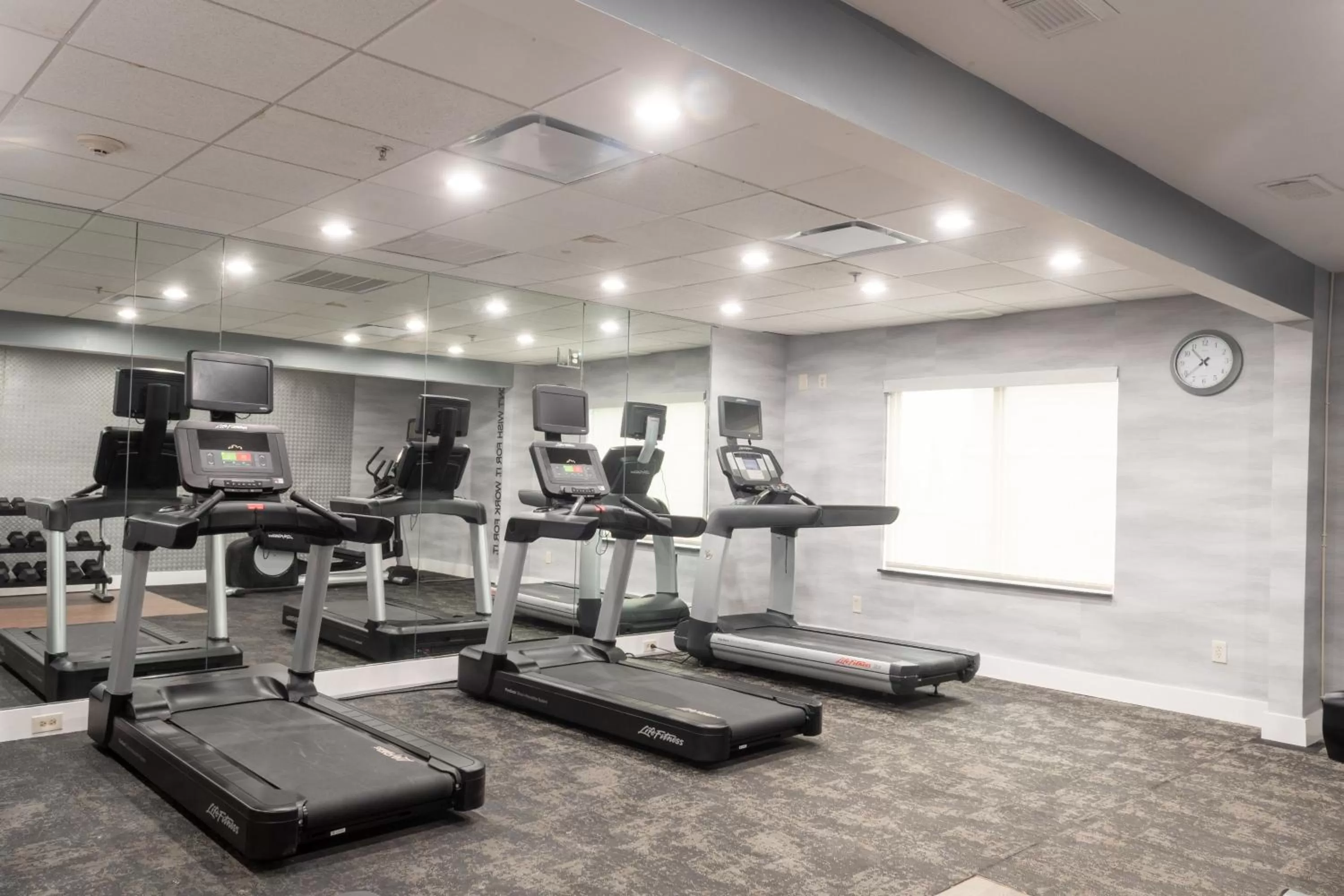 Fitness centre/facilities in Fairfield Inn & Suites Denton