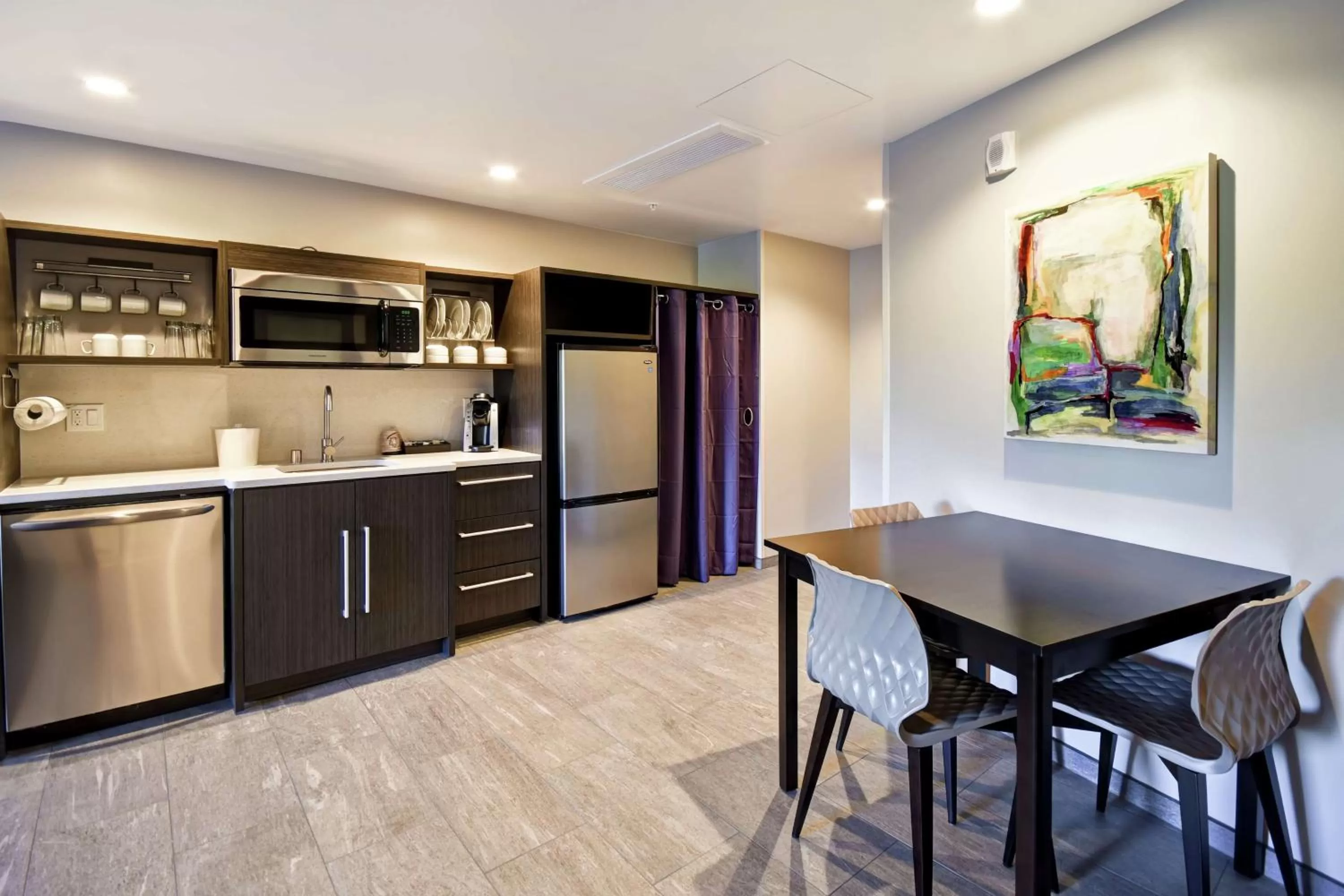 Kitchen or kitchenette in Home2 Suites by Hilton Los Angeles Montebello