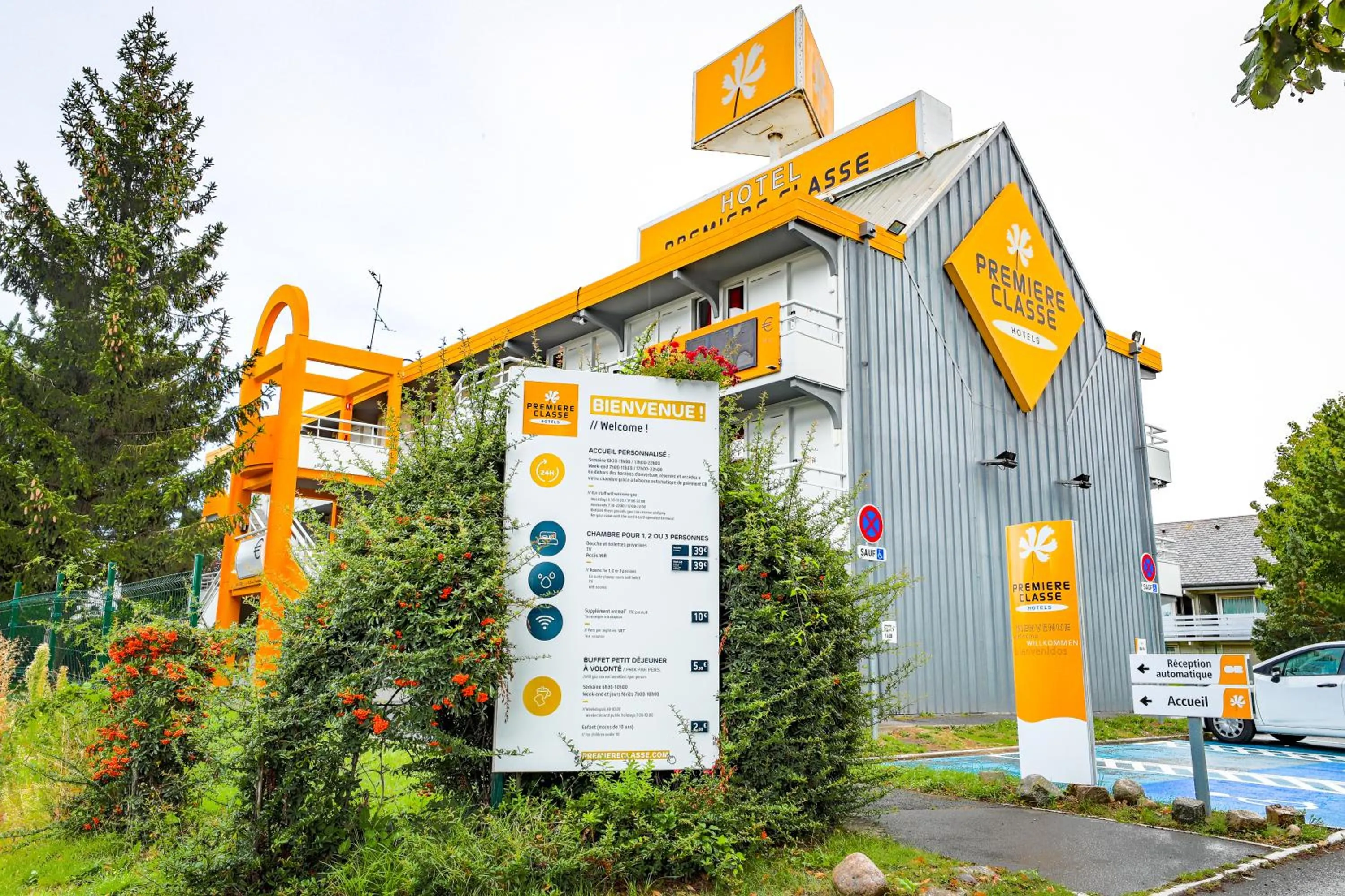 Property building in Premiere Classe St Quentin