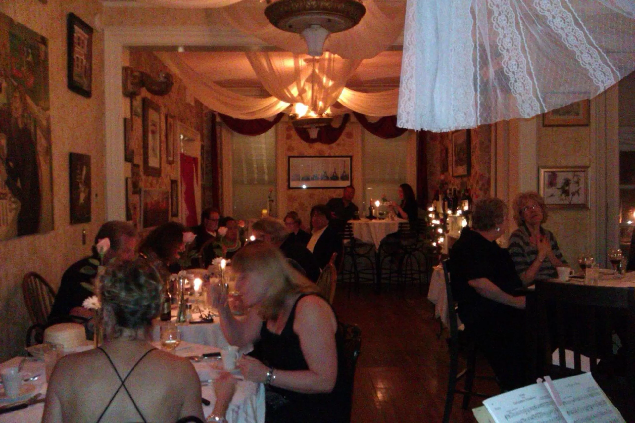 Restaurant/places to eat in Garden House Bed and Breakfast