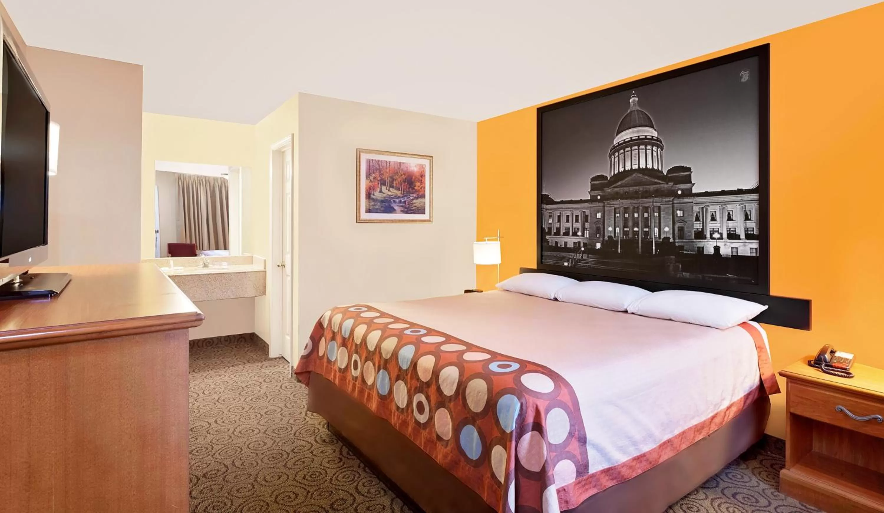 Bed in Super 8 by Wyndham Siloam Springs