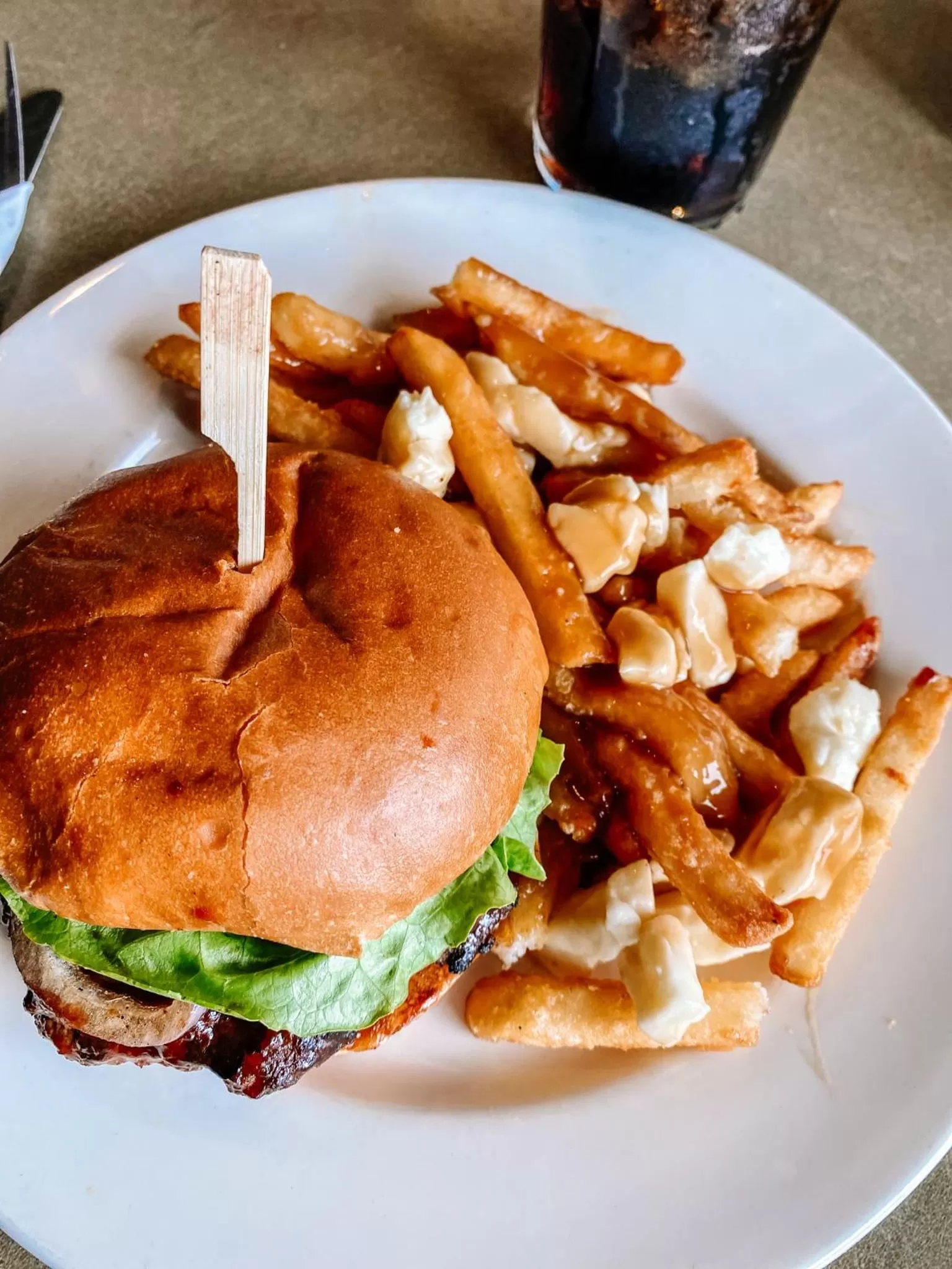 Restaurant/places to eat in La Place Rendez-Vous Hotel