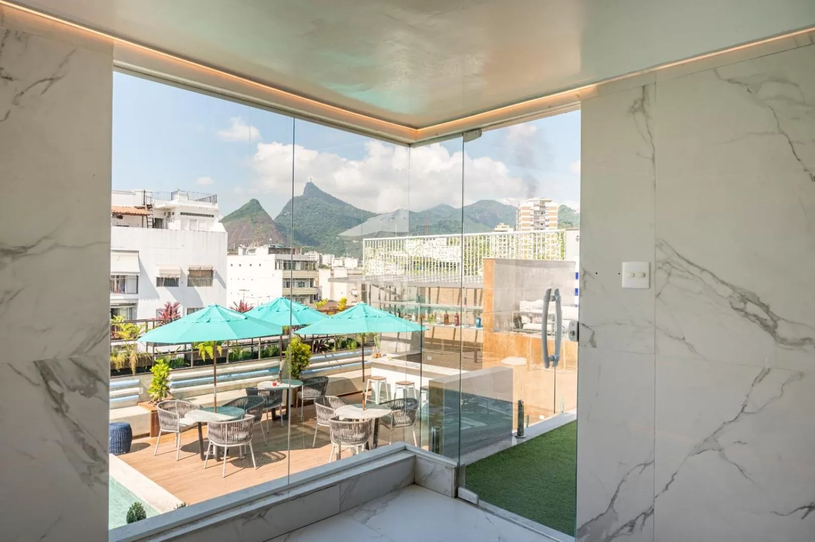 Sauna in Royal Regency Palace Hotel