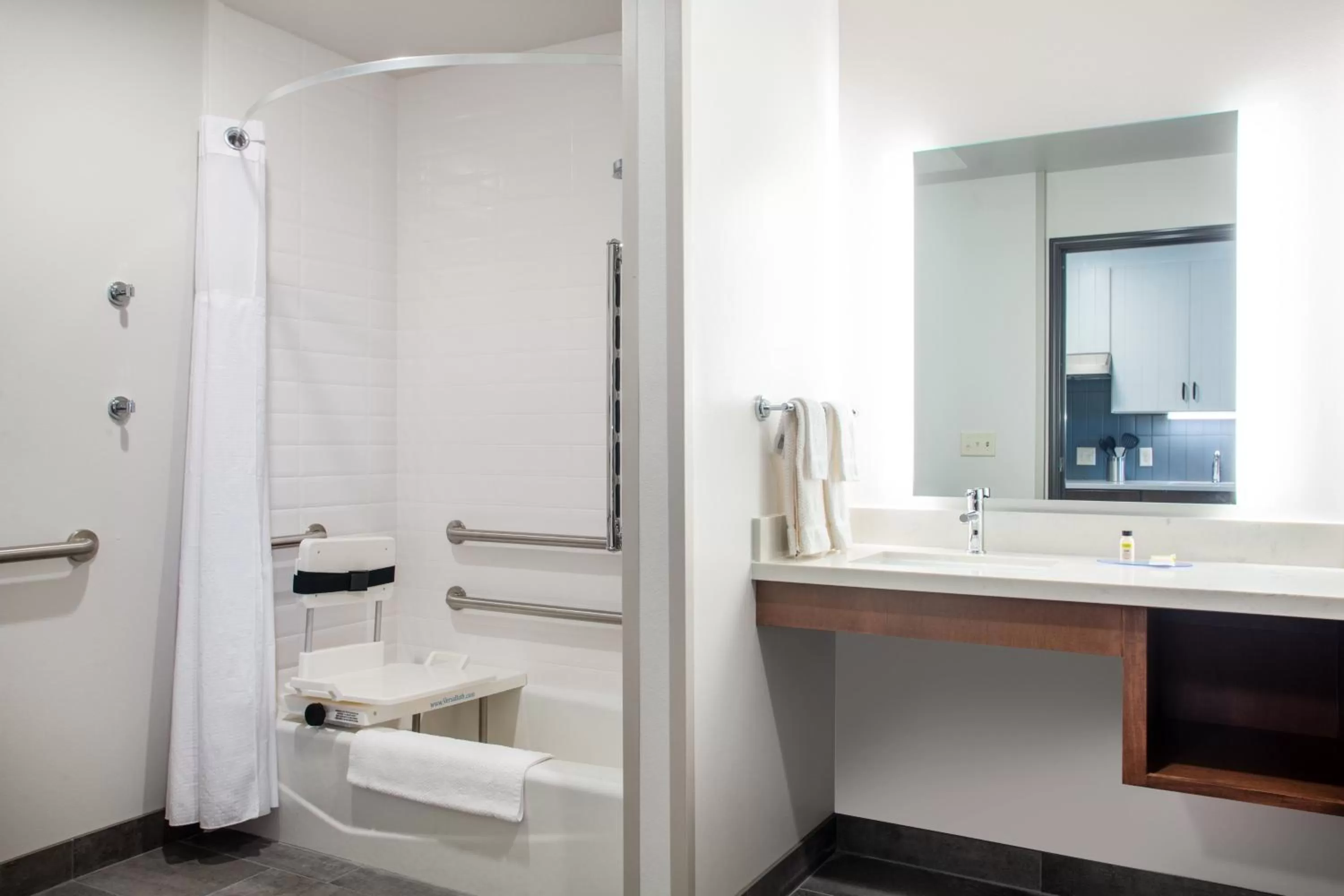 Photo of the whole room in Staybridge Suites - Sioux Falls Southwest by IHG