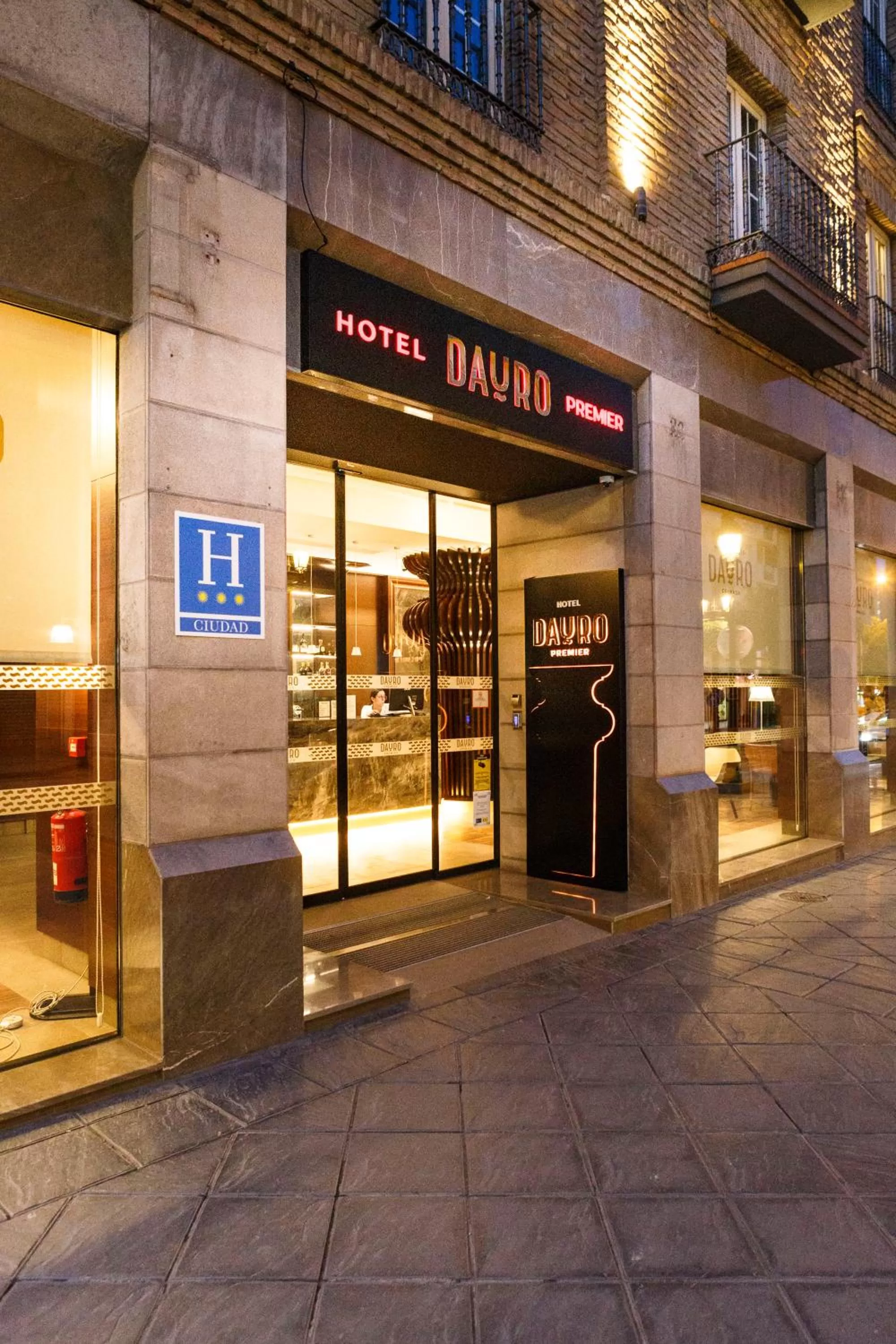 Property building in Hotel Dauro Premier