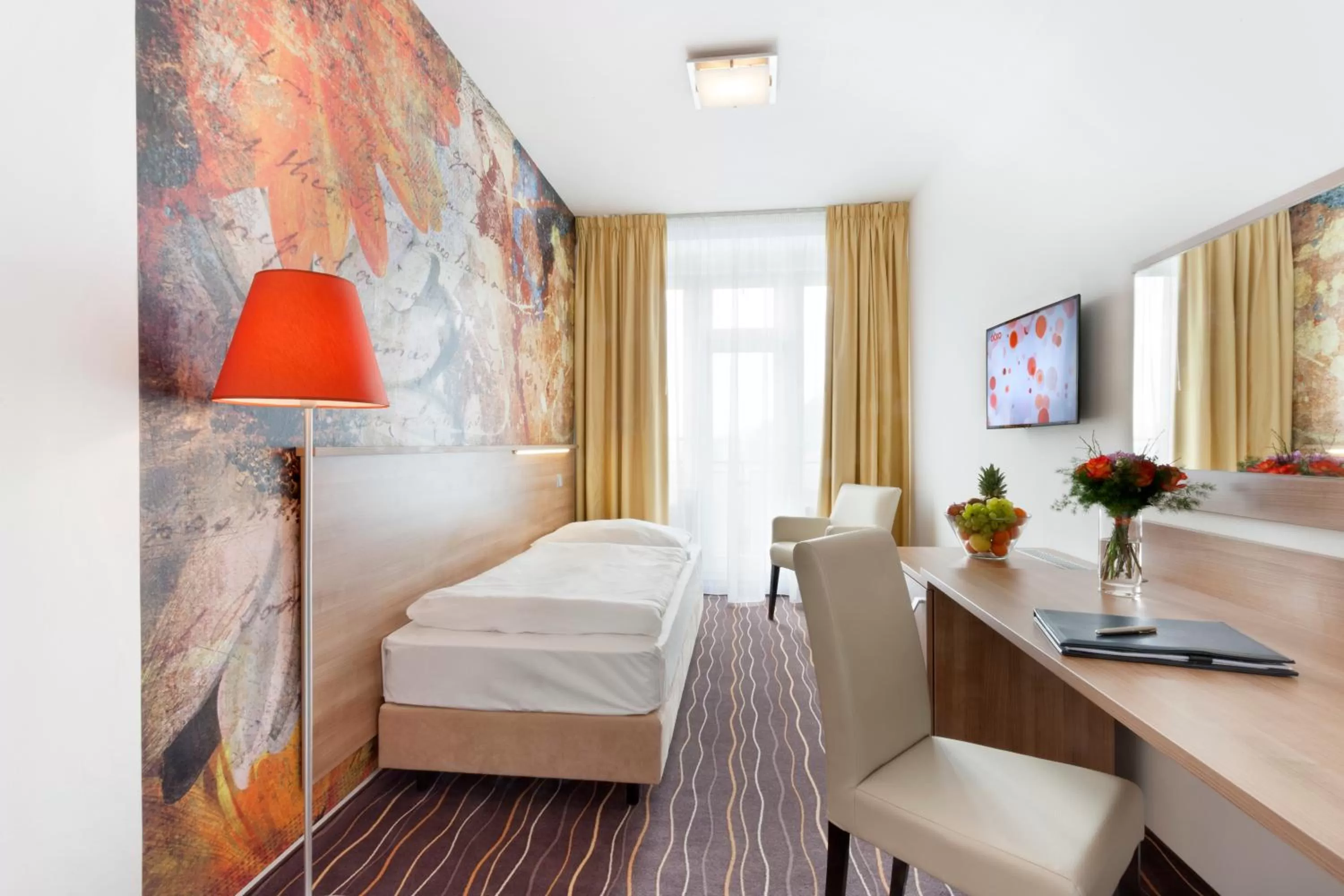 Photo of the whole room, Bed in Akcent hotel