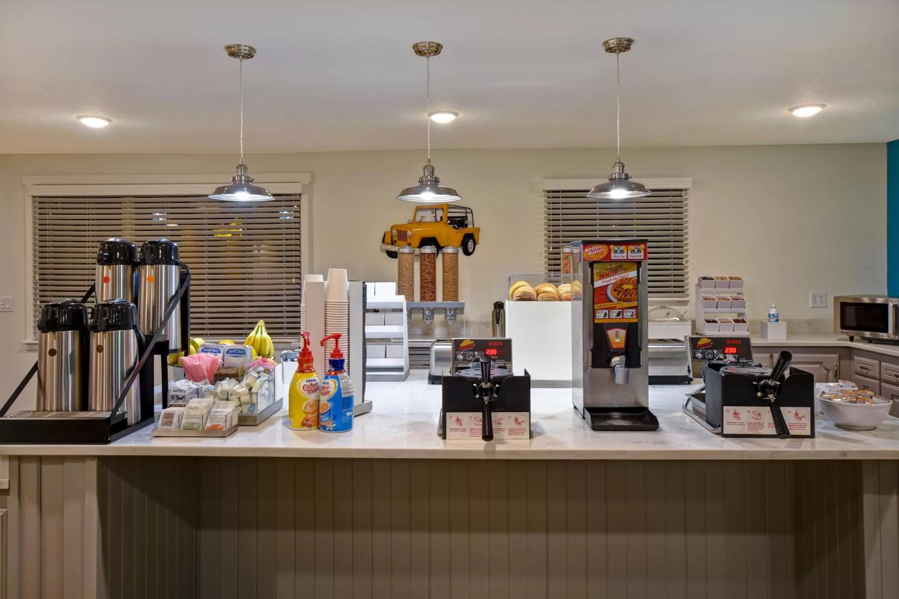 Coffee/tea facilities in Expedition Lodge Moab Arches National Park