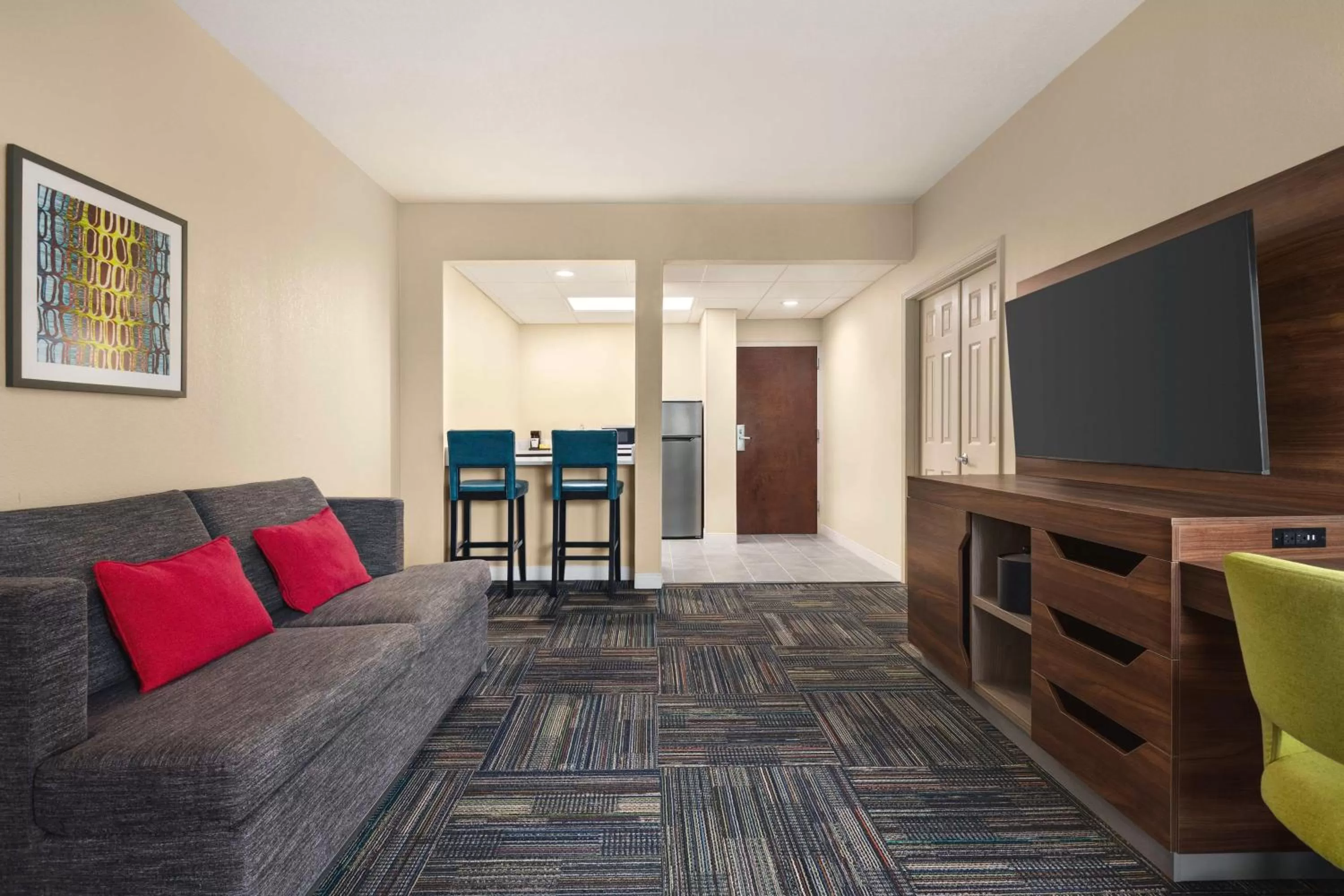 Kitchen or kitchenette in Hampton Inn Atlanta-Stone Mountain