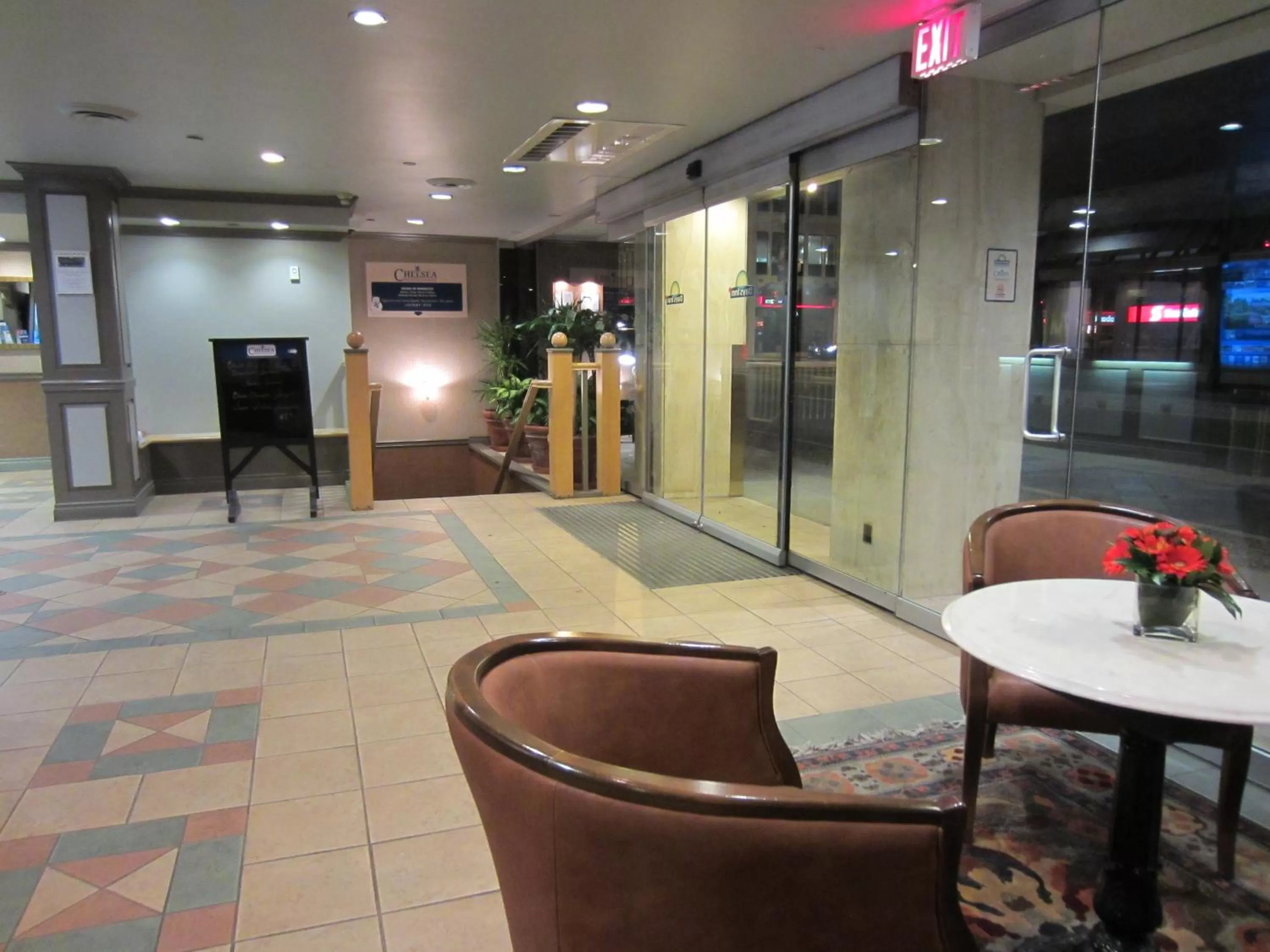 Lobby or reception in Days Inn by Wyndham Vancouver Downtown
