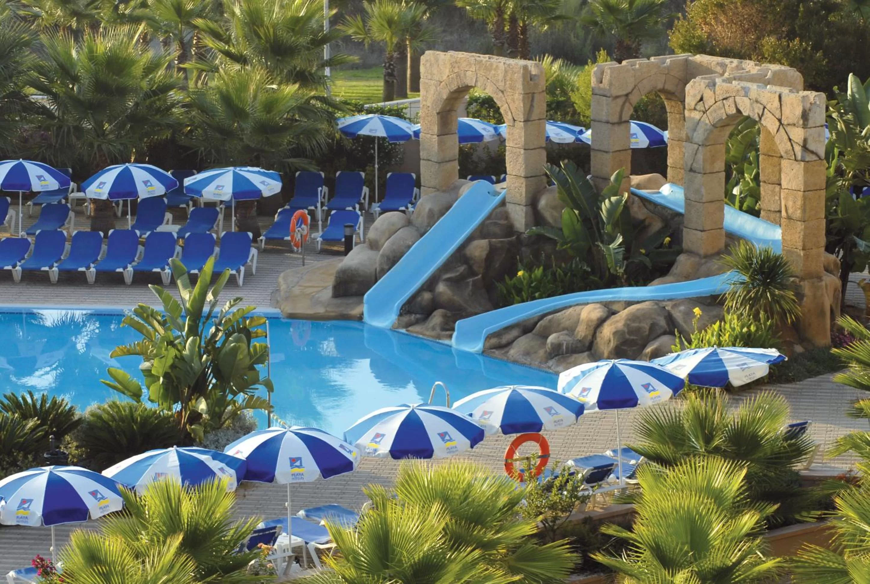 Swimming pool in Playacanela