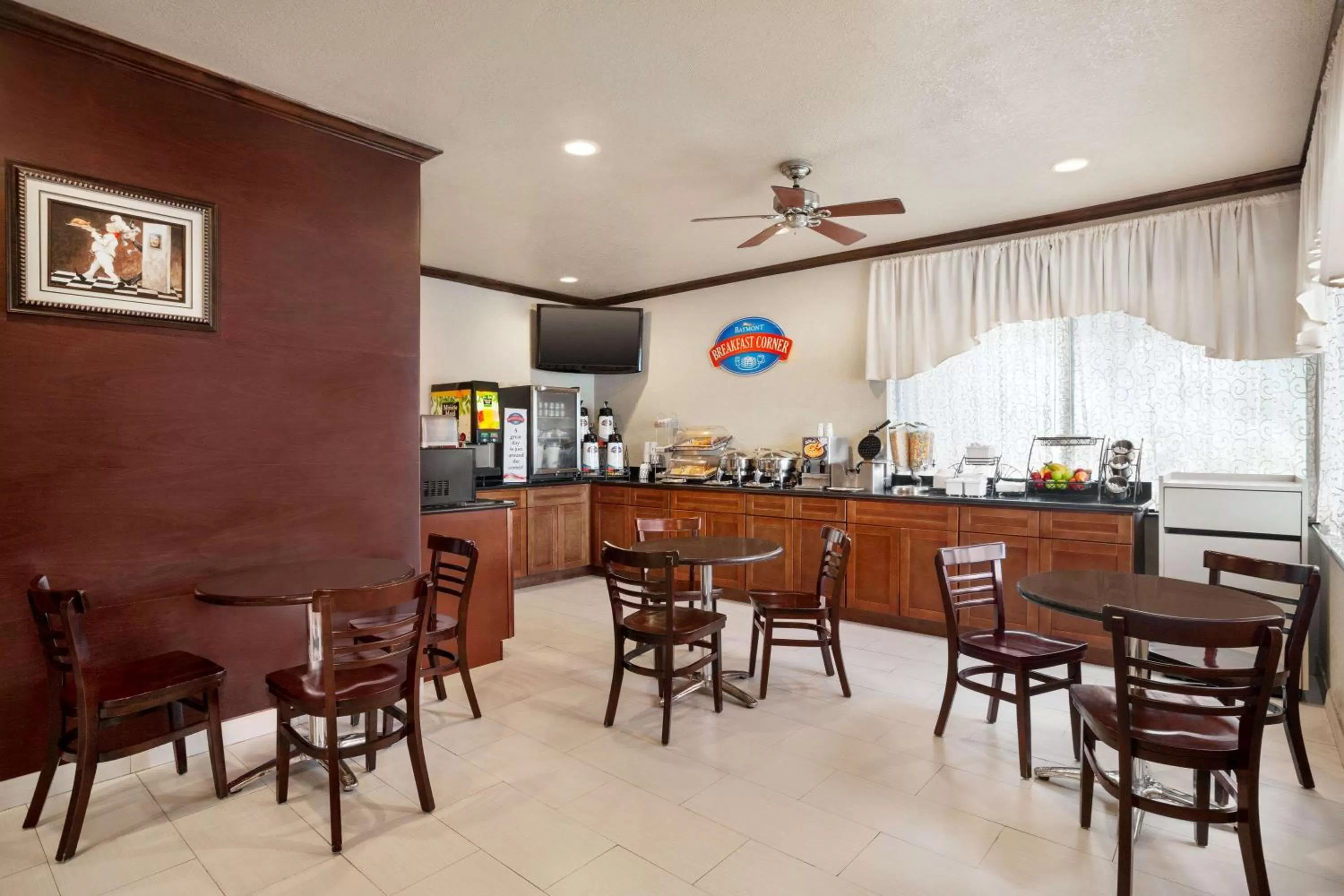 Restaurant/places to eat in Baymont by Wyndham Clute Lake Jackson