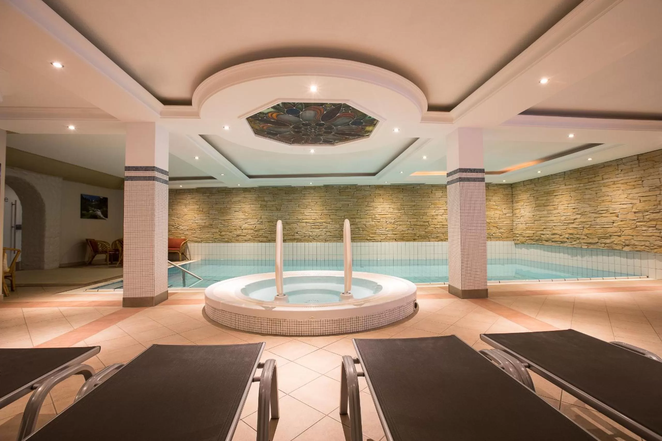 Hot Tub in Alpenhotel Tirolerhof