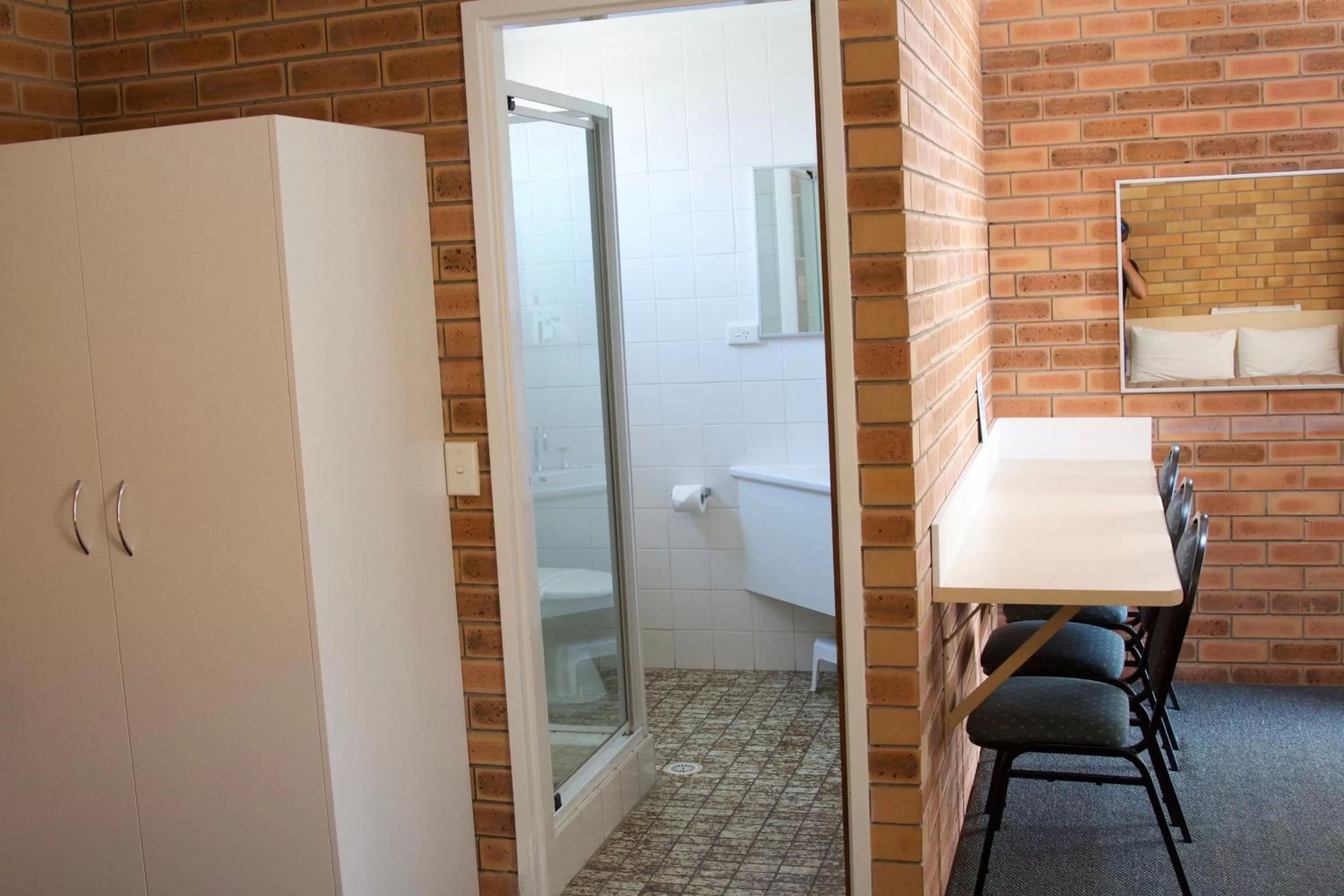 Shower in Buckaroo Motor Inn