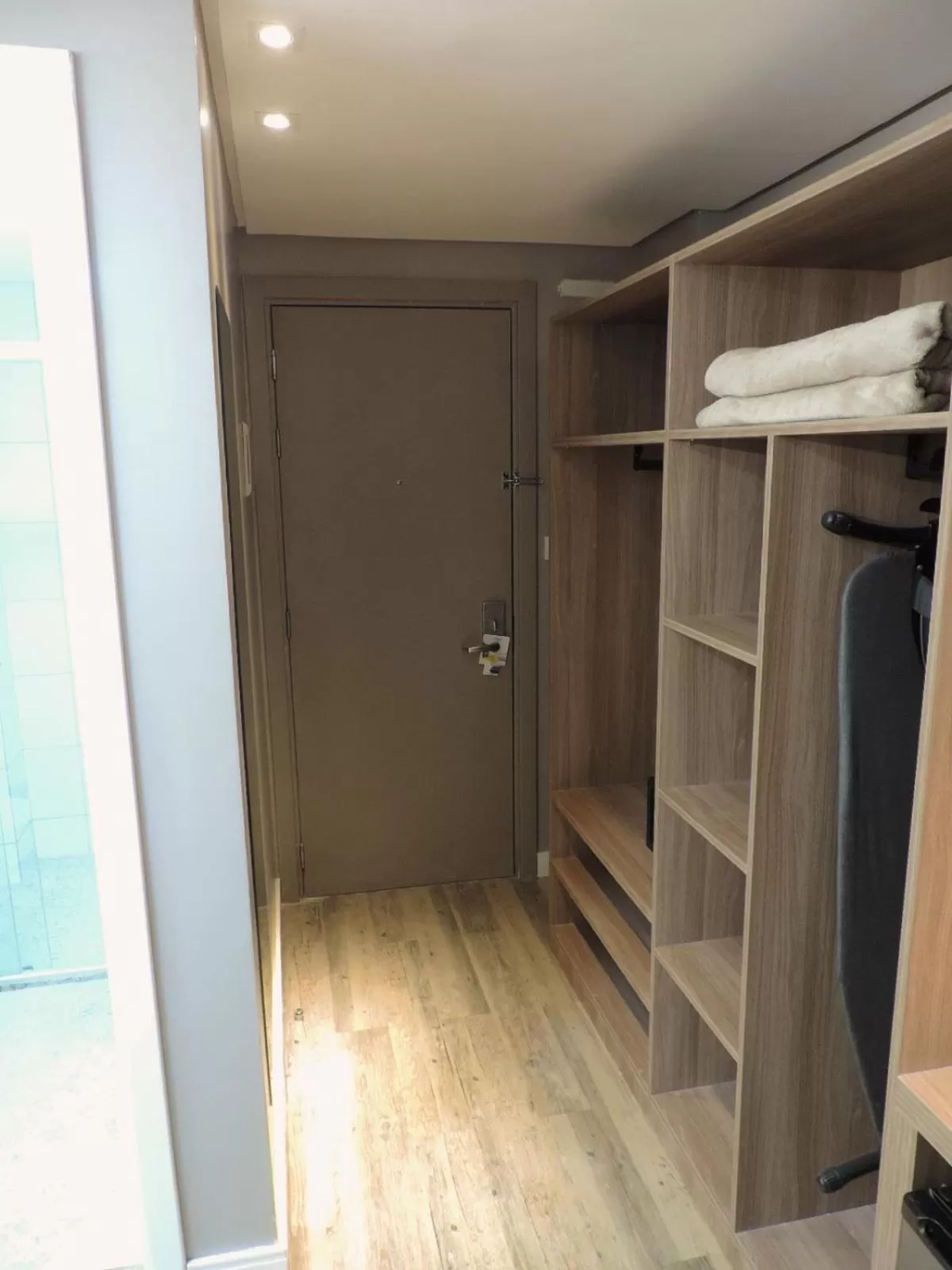 wardrobe in Comfort Hotel Maceió