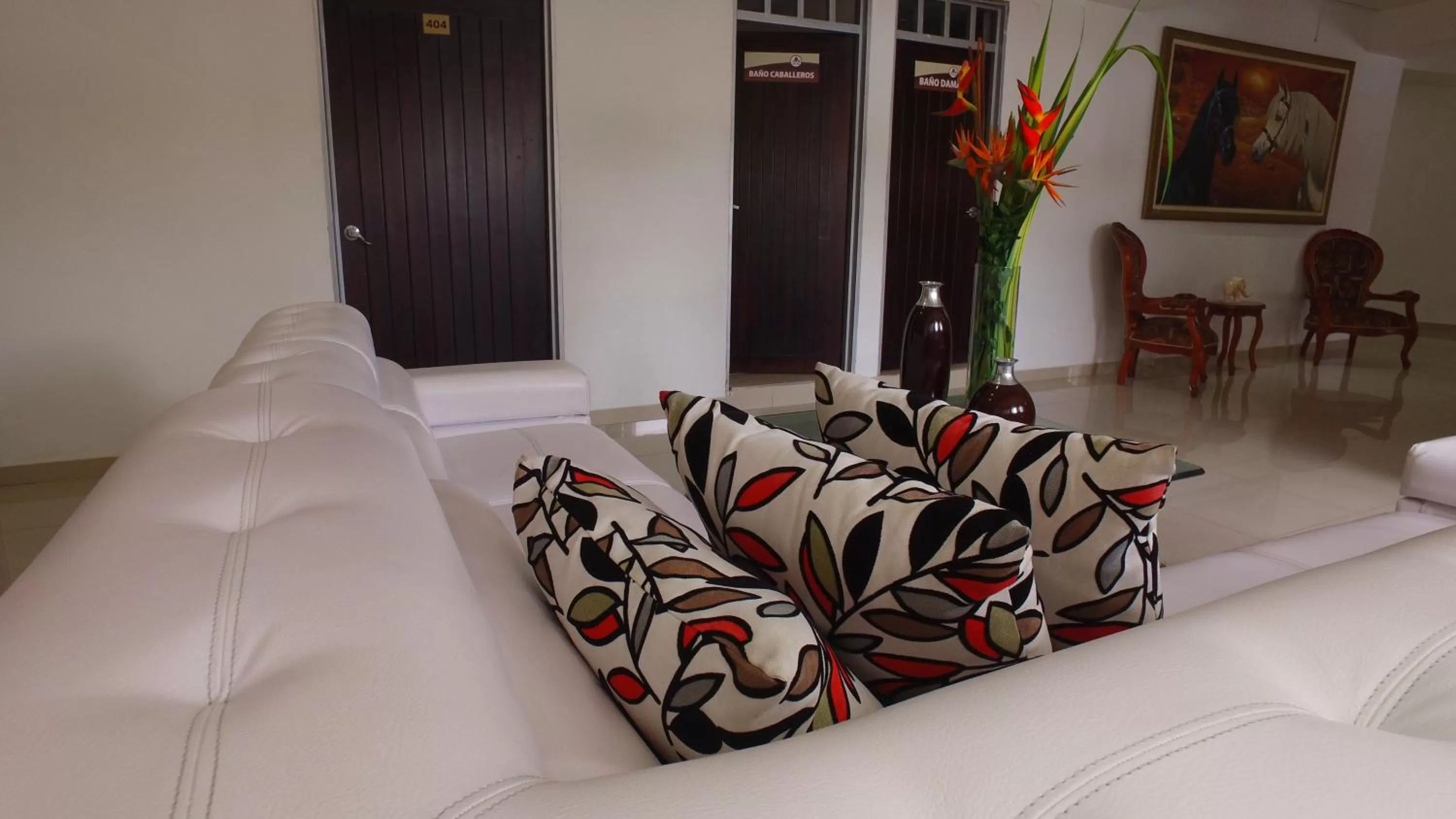 Decorative detail, Bed in Hotel Cafe Plaza