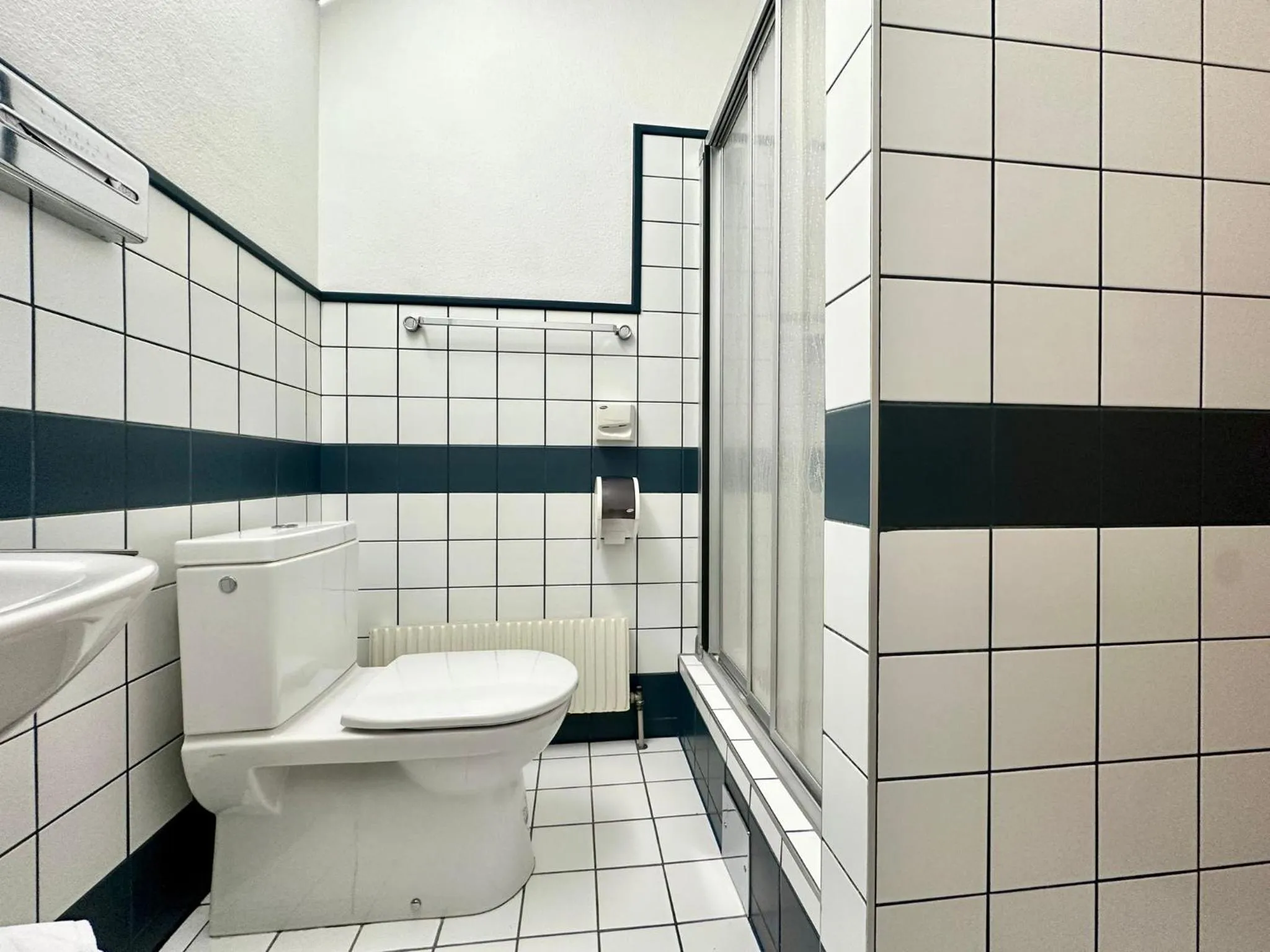 Bathroom in Hotel Am Schottenpoint