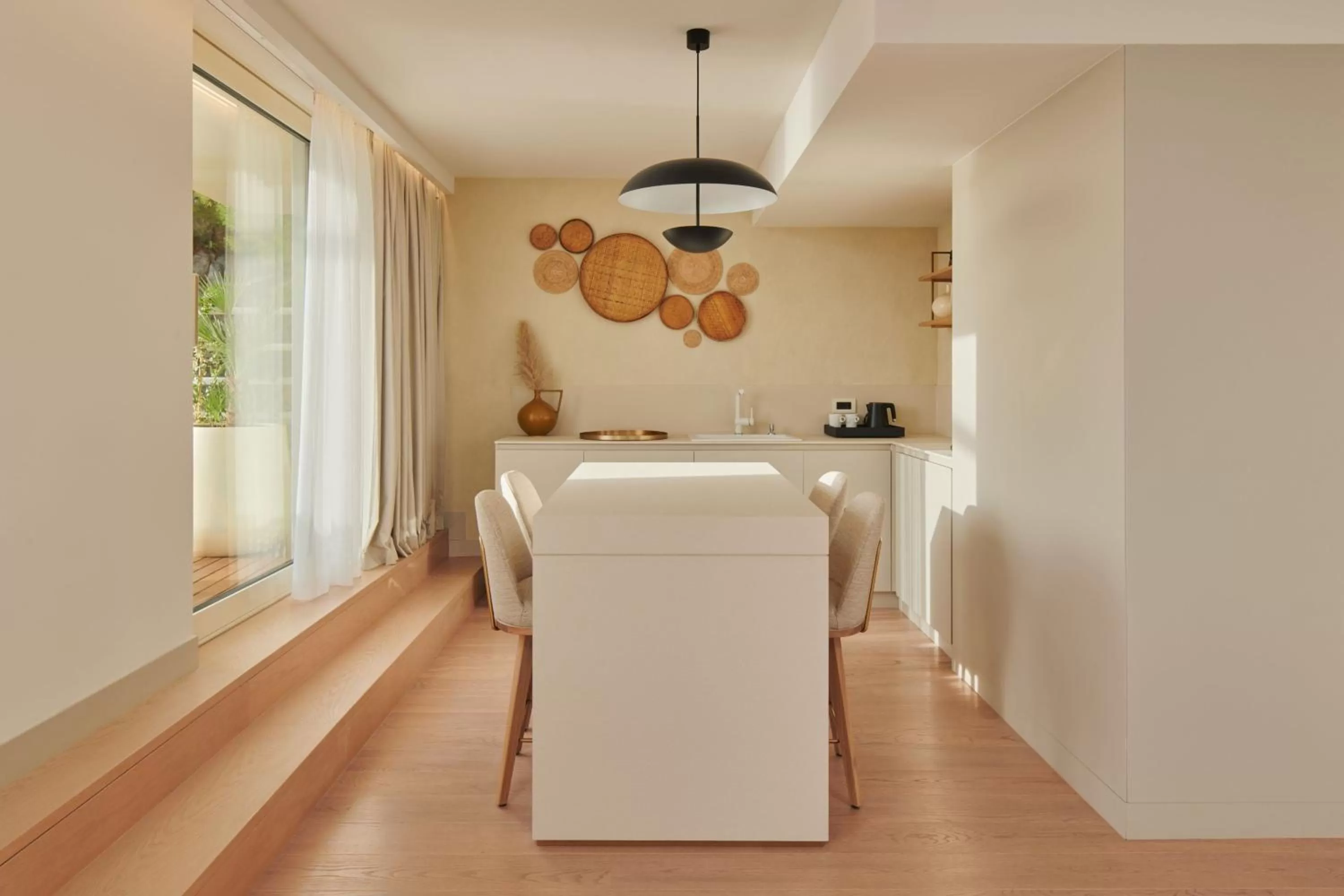 Kitchen or kitchenette, Bed in Le Meridien Lav Split