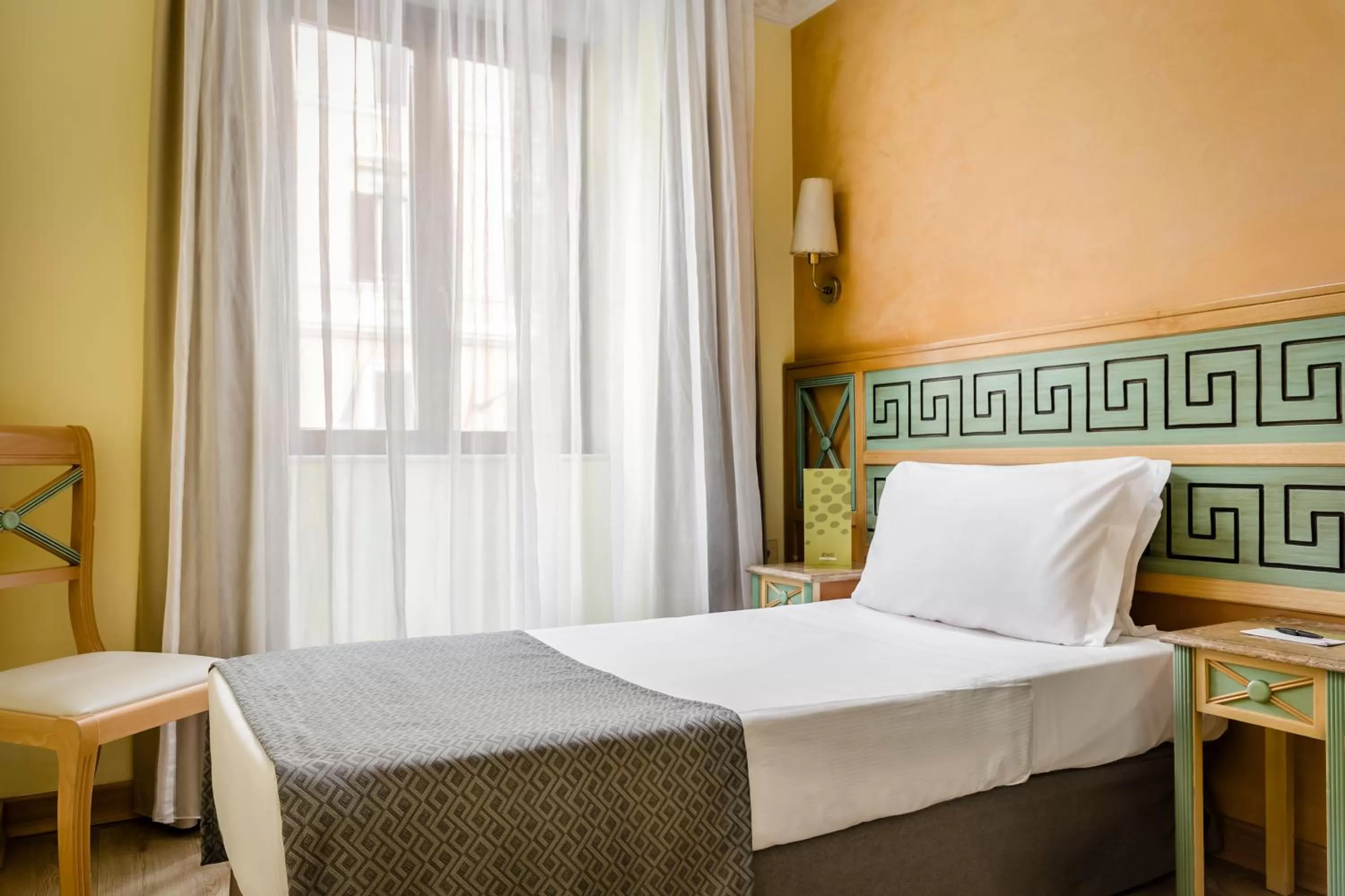 Bed in Exe Domus Aurea