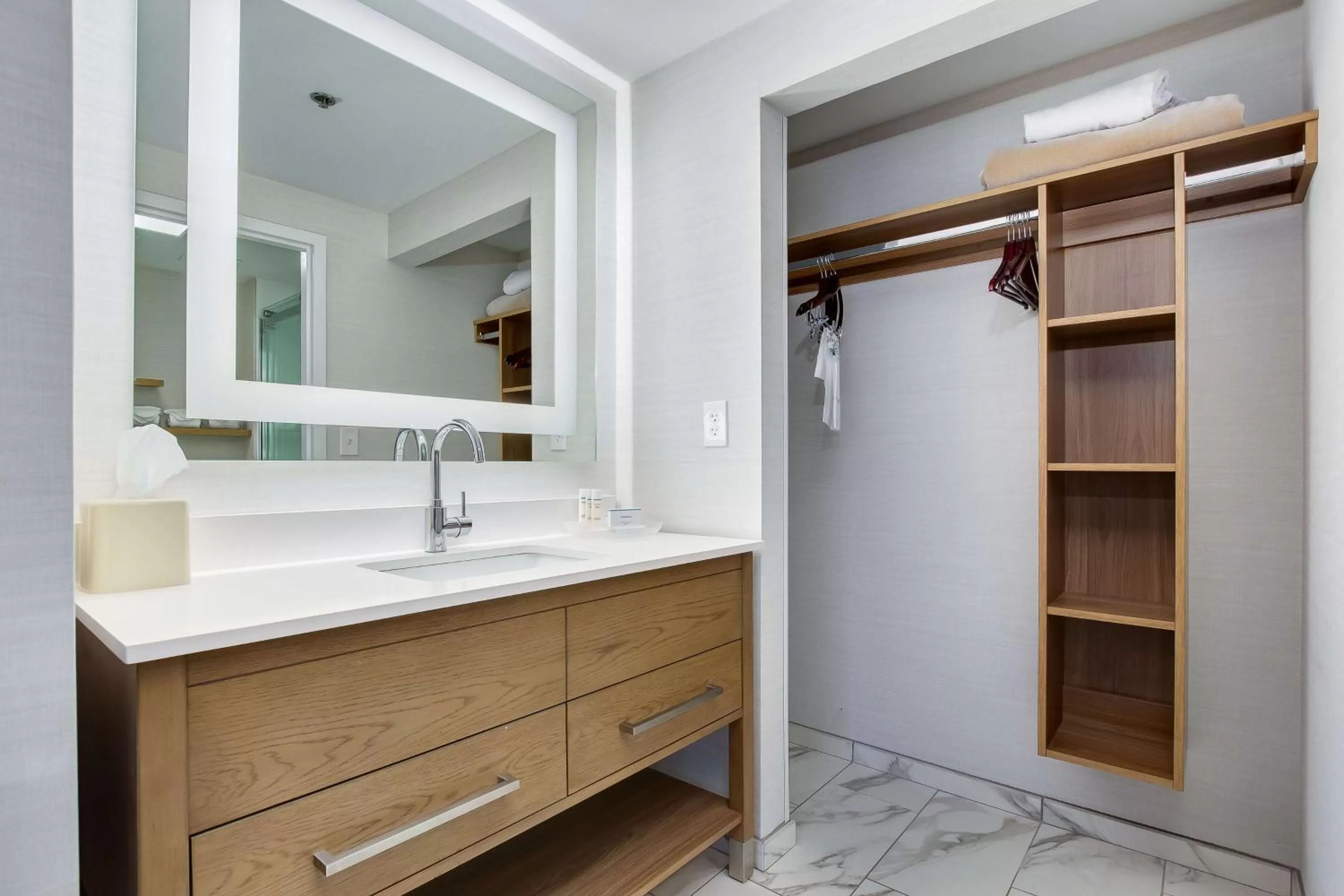 Bathroom in Homewood Suites by Hilton Louisville-East