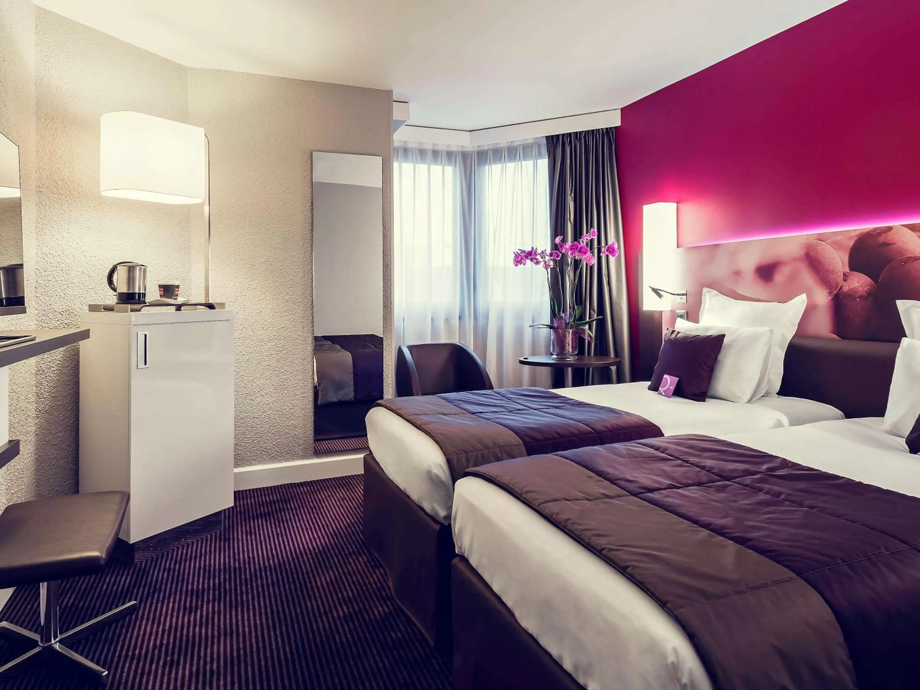 Photo of the whole room in Mercure Reims Centre Cathédrale