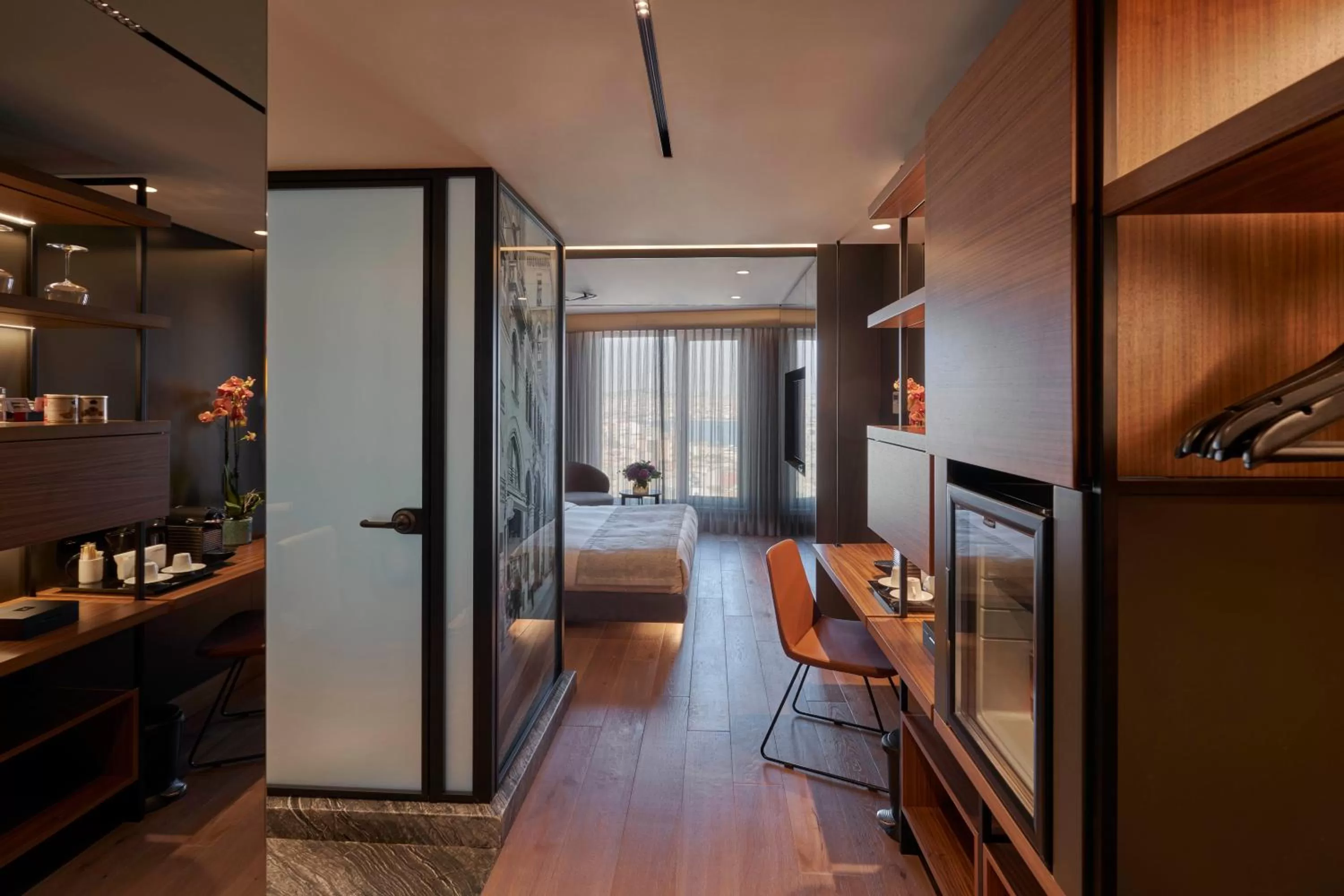 Photo of the whole room, Bed in Richmond Istanbul