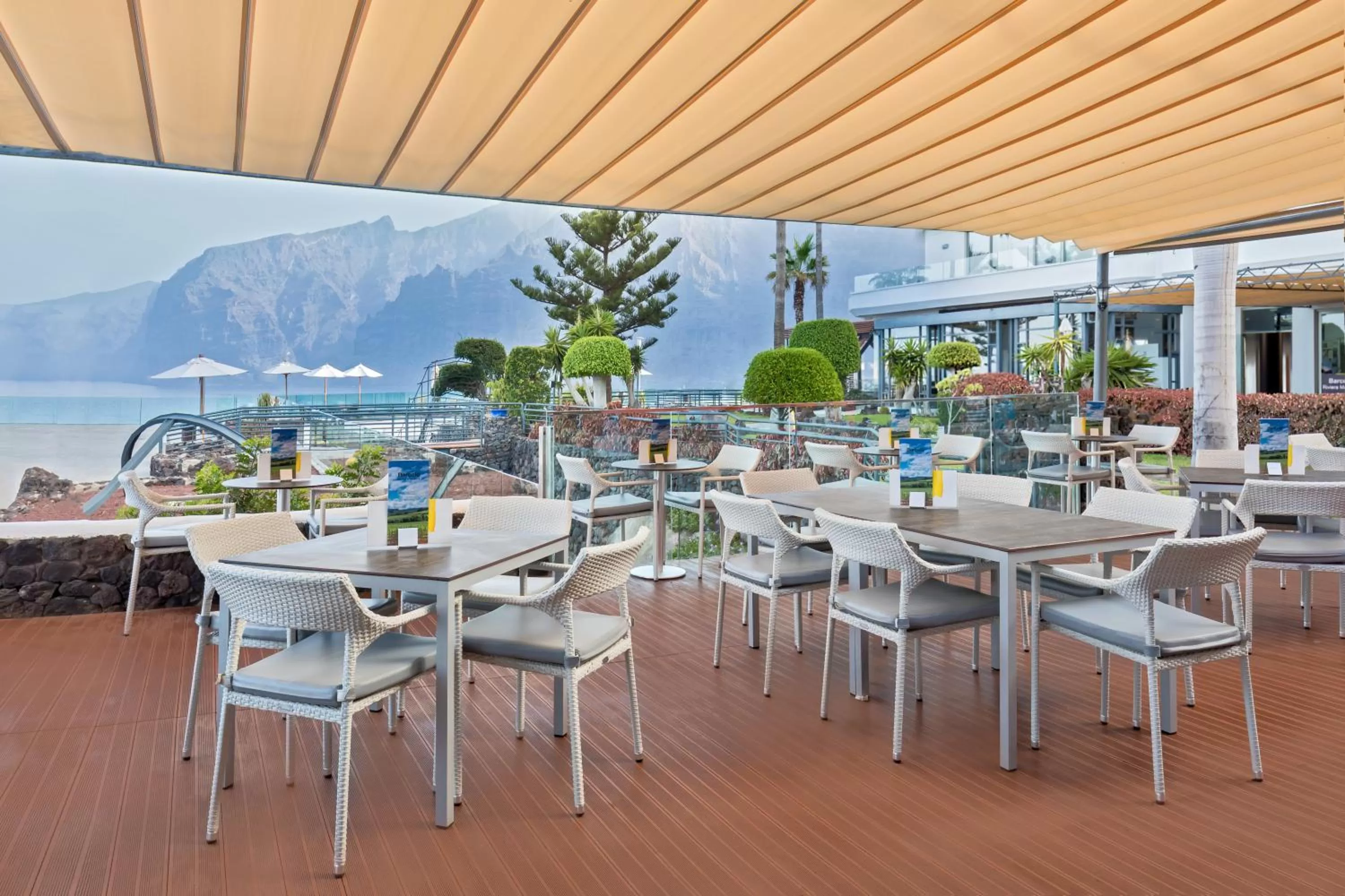 Restaurant/places to eat in Barceló Santiago - Adults Only