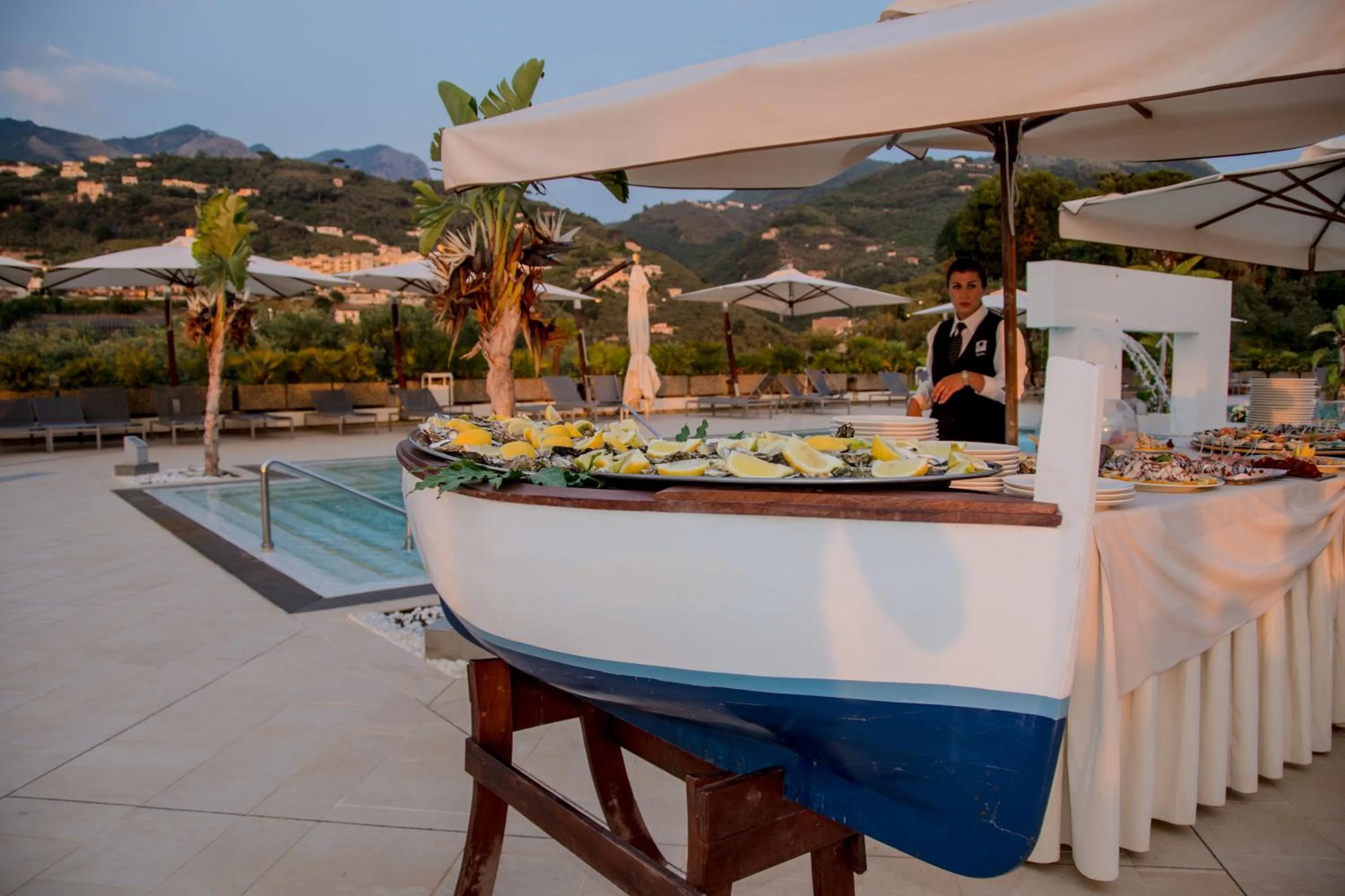 Food in Grand Hotel Moon Valley