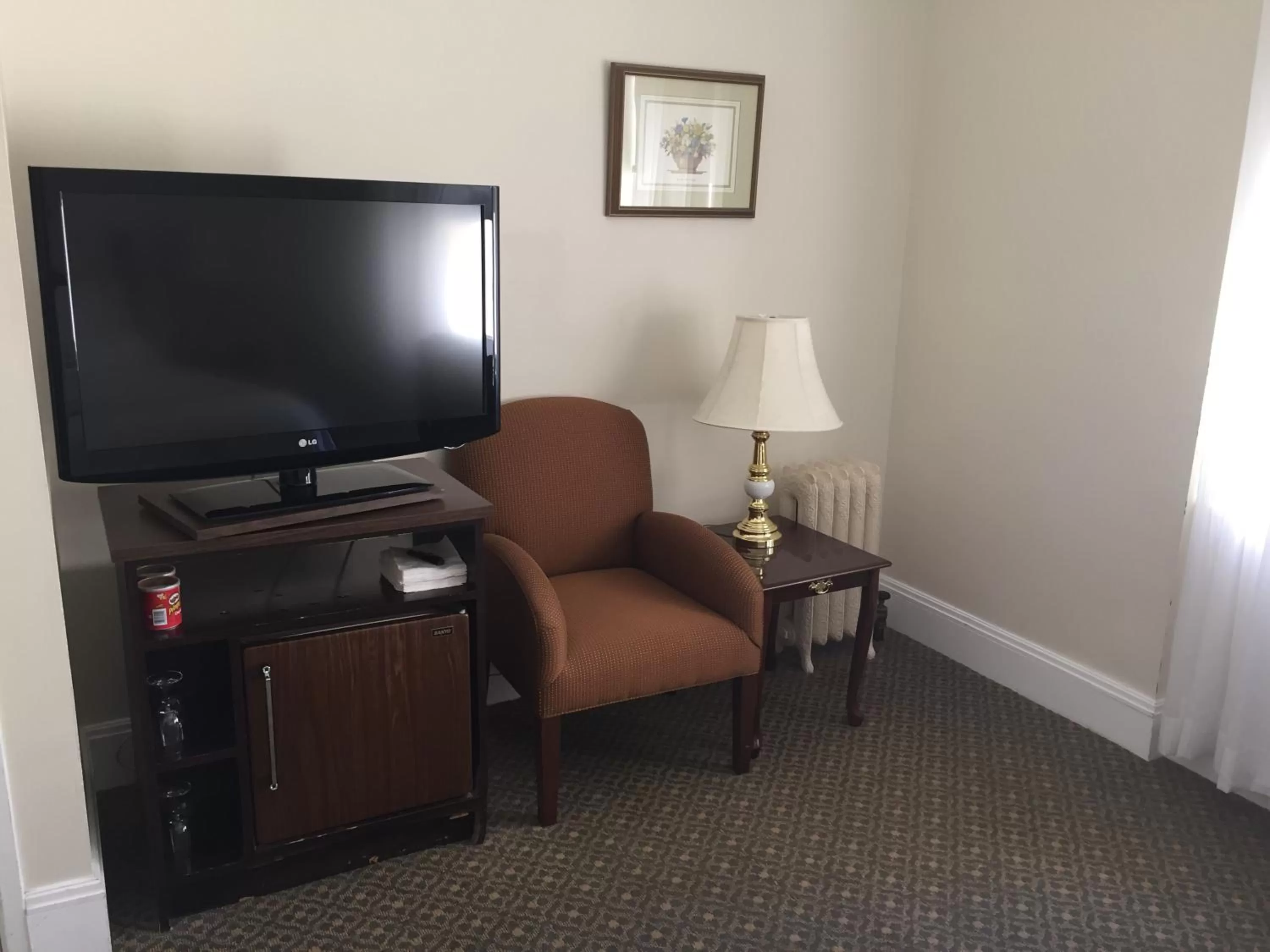 TV and multimedia in Beresford Arms