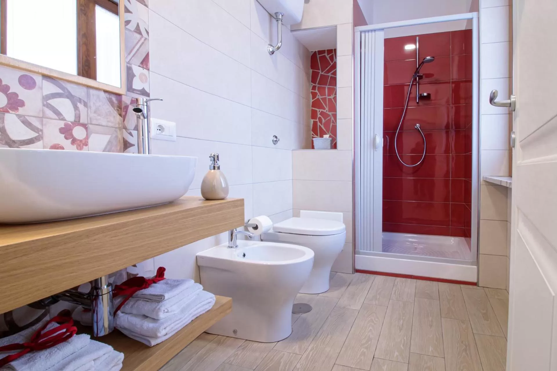 Bathroom in Nolana '86