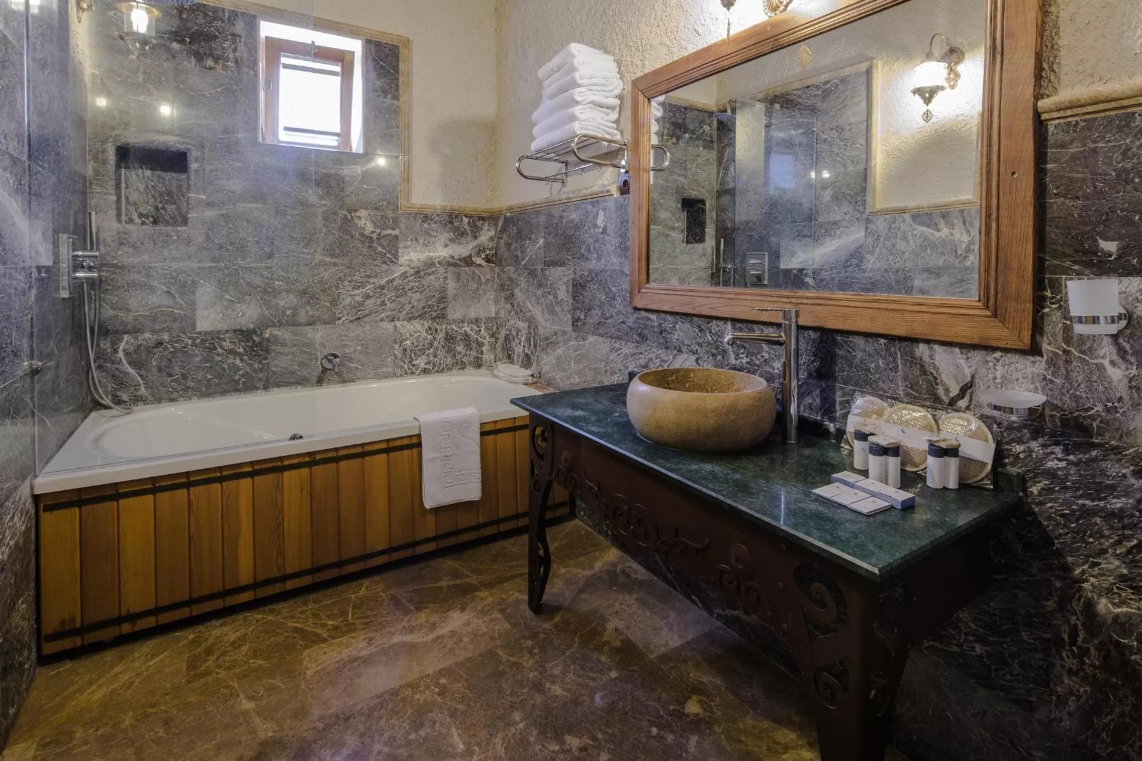 Hot Tub in Lunar Cappadocia Hotel