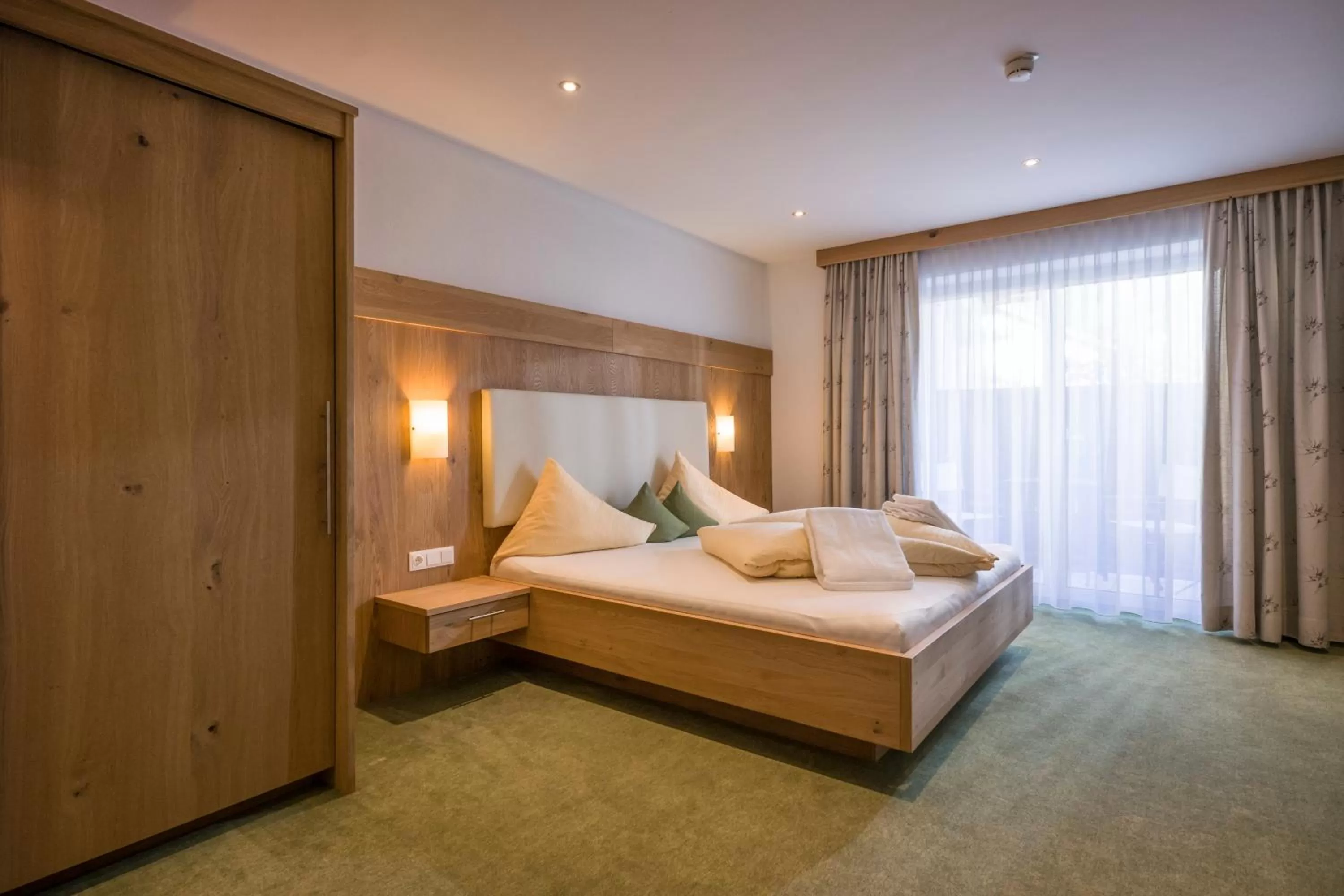 Superior Double Room in Alpenhof Hotel Garni Suprême