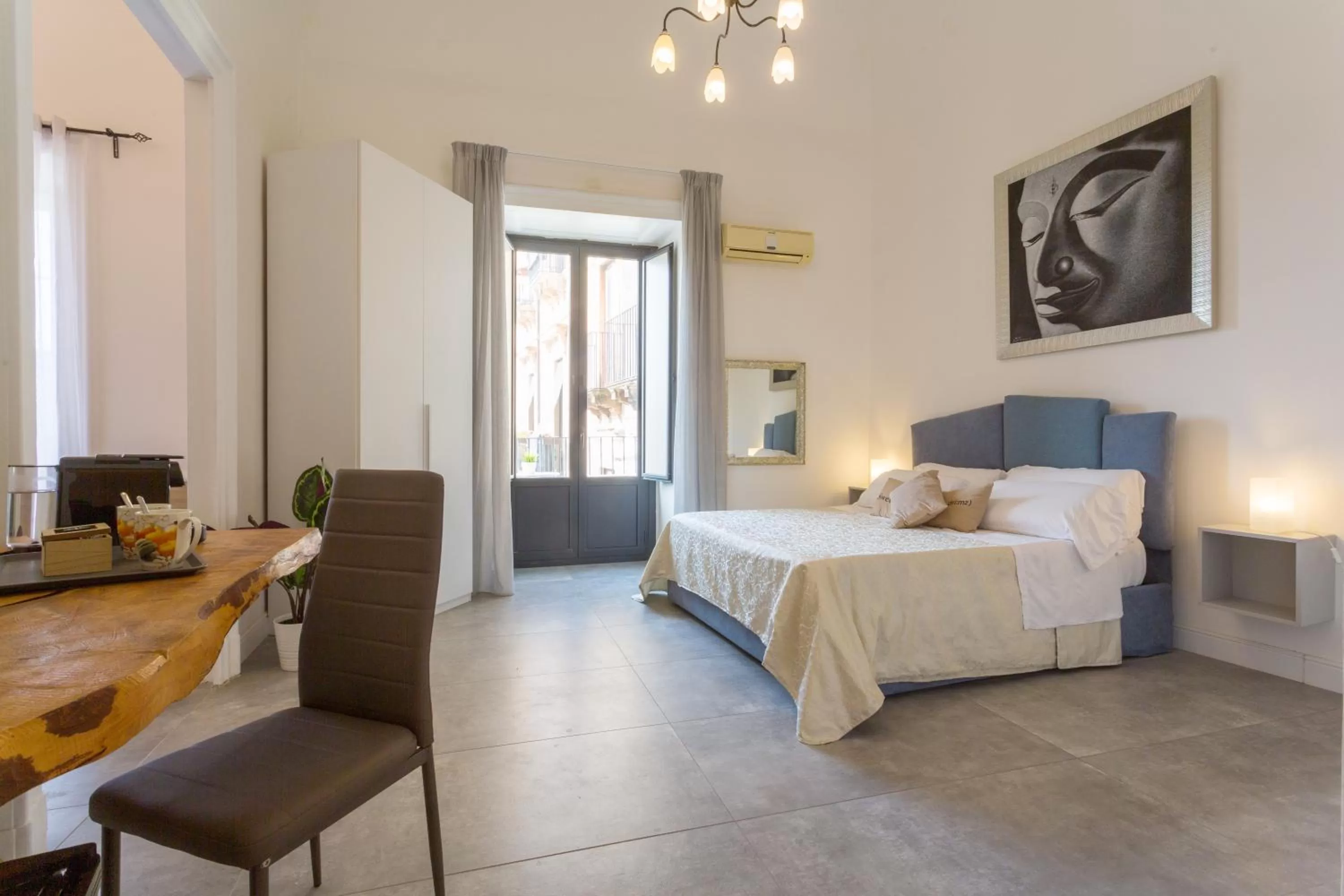 Bed in Palazzo Bruca Catania