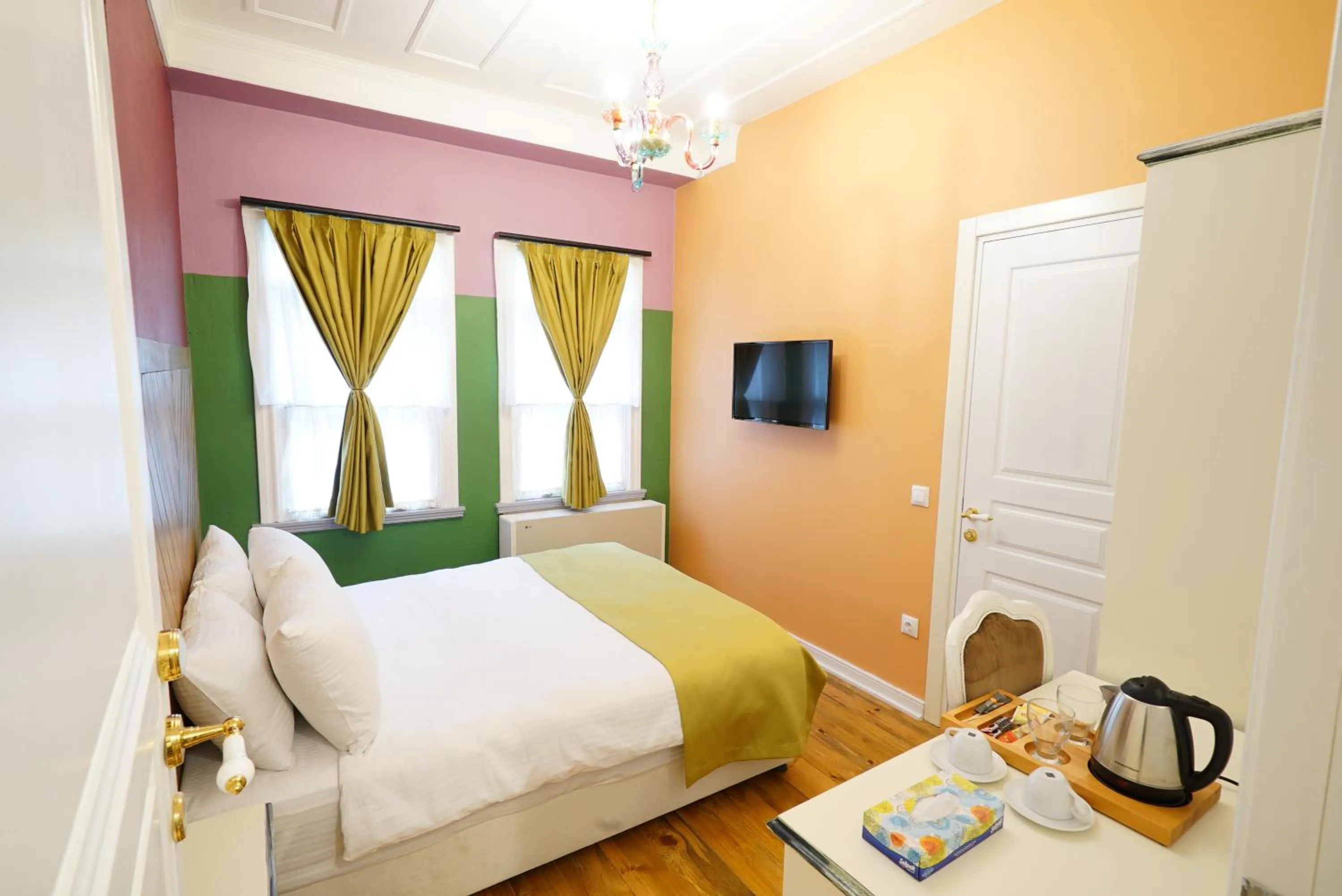 Bedroom in Best Pasaport Pier Otel Kadıköy