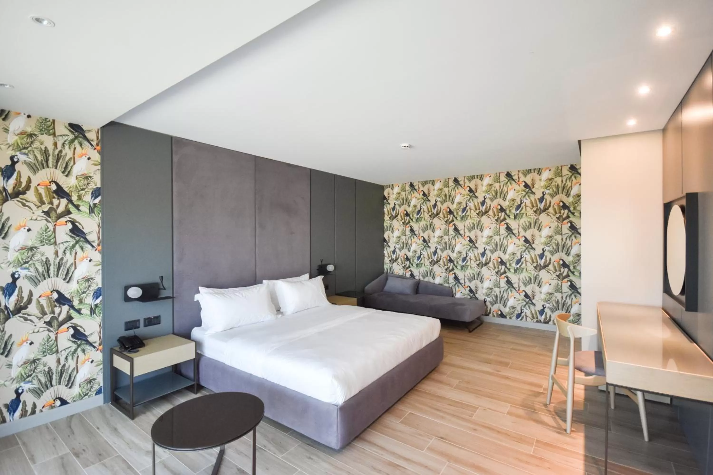 Bed in Flamingo Hotel