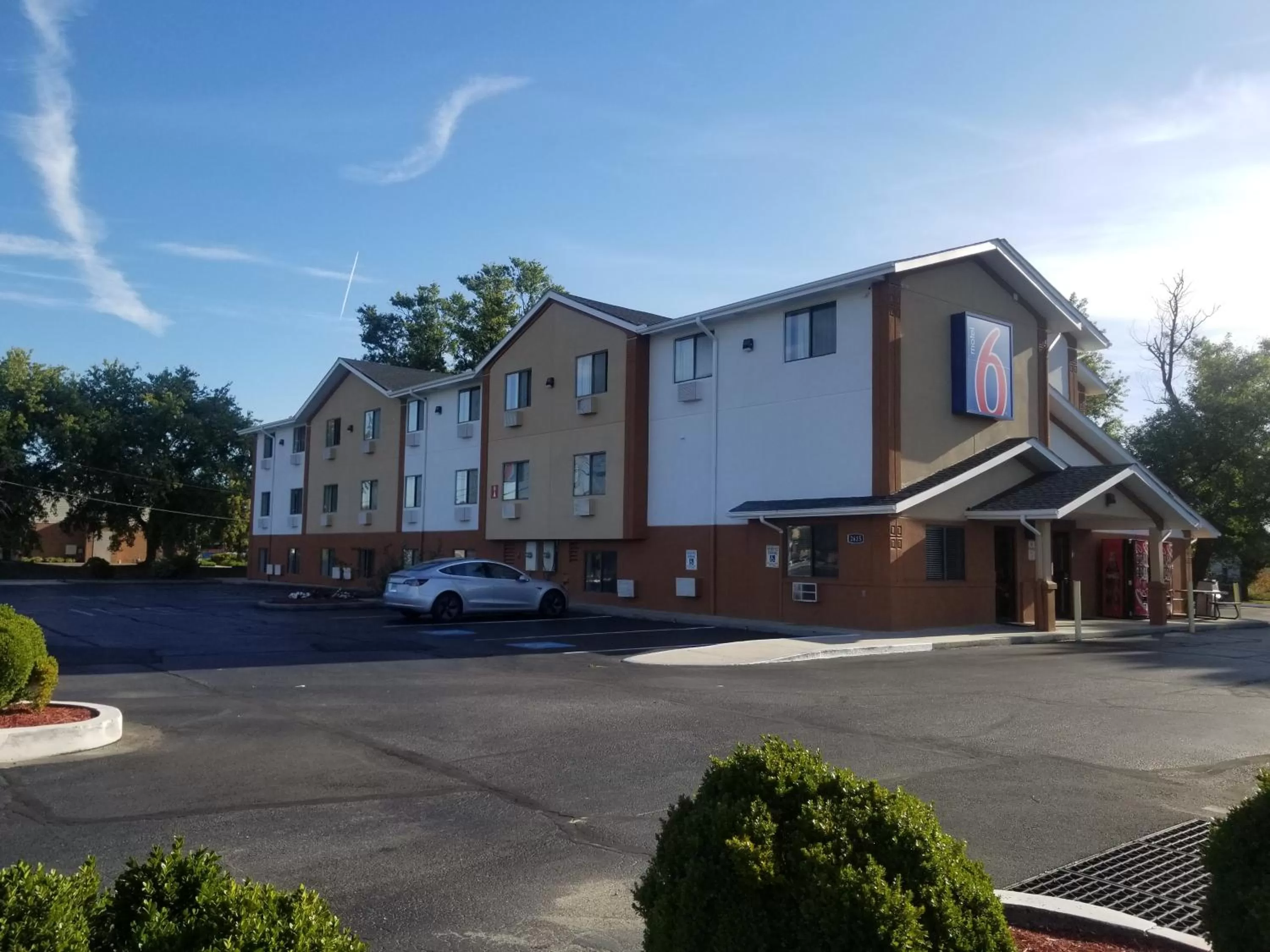 Property building in Motel 6-Salisbury, MD