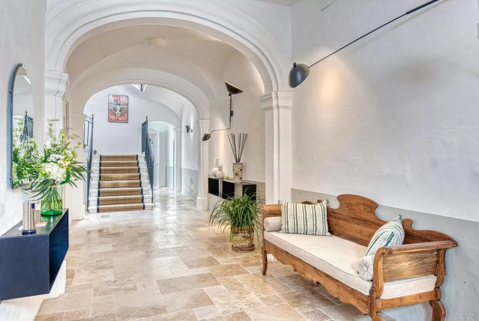 Lobby or reception in Can Alberti 1740 Boutique Hotel