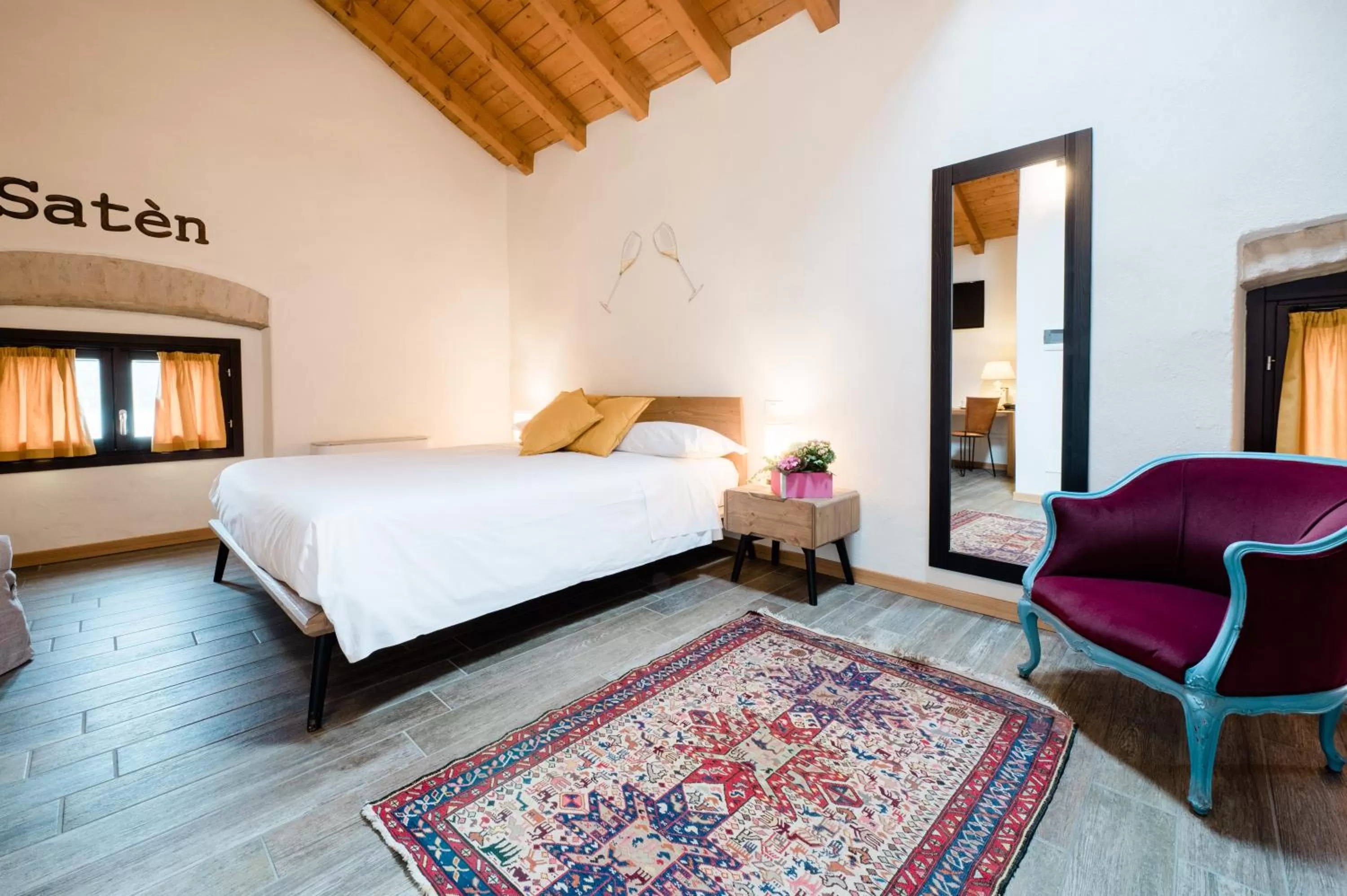 Photo of the whole room, Bed in SMART San Martino