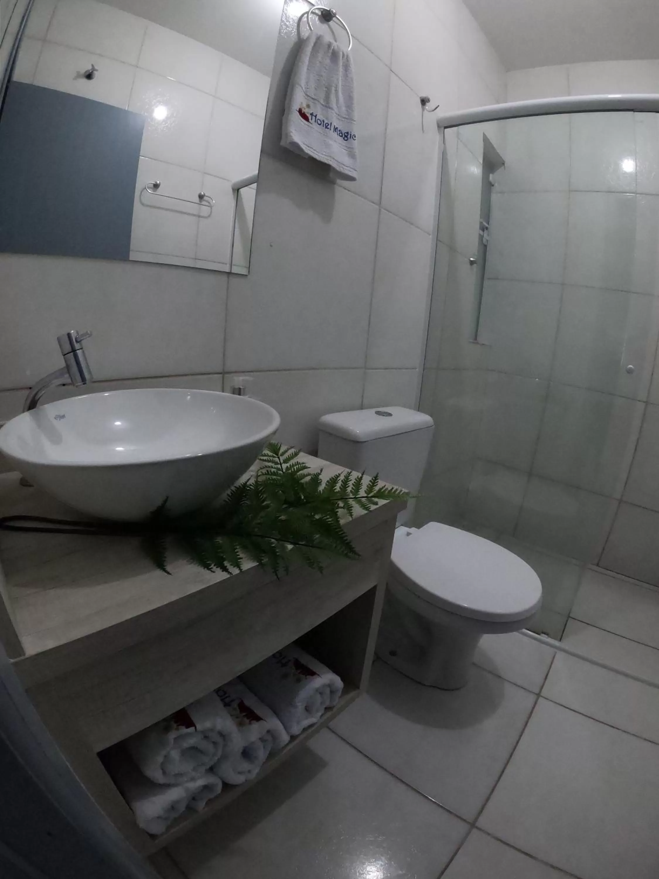 Bathroom in Hotel e Pousada Magic