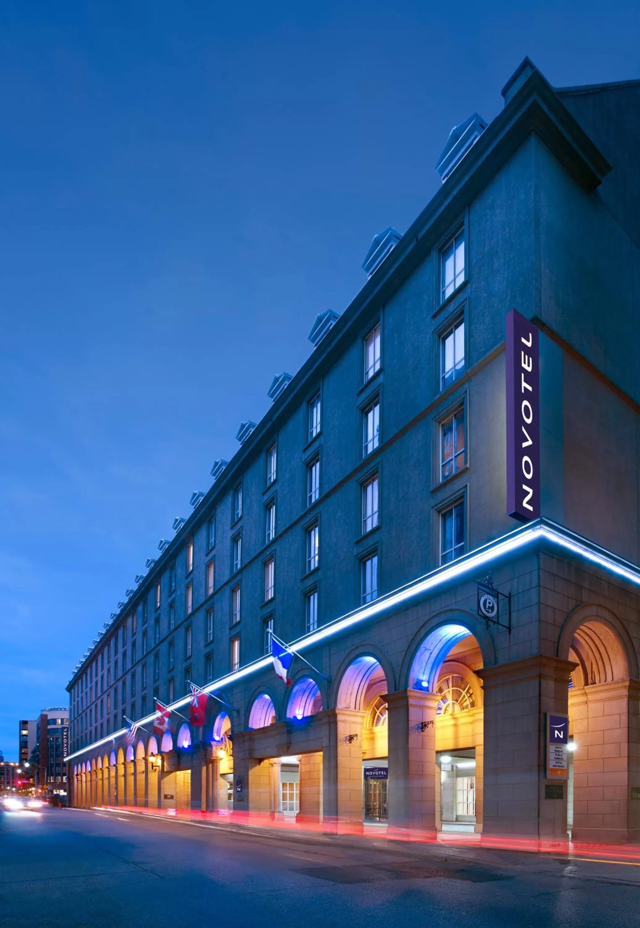 Facade/entrance in The Novotel Toronto Centre